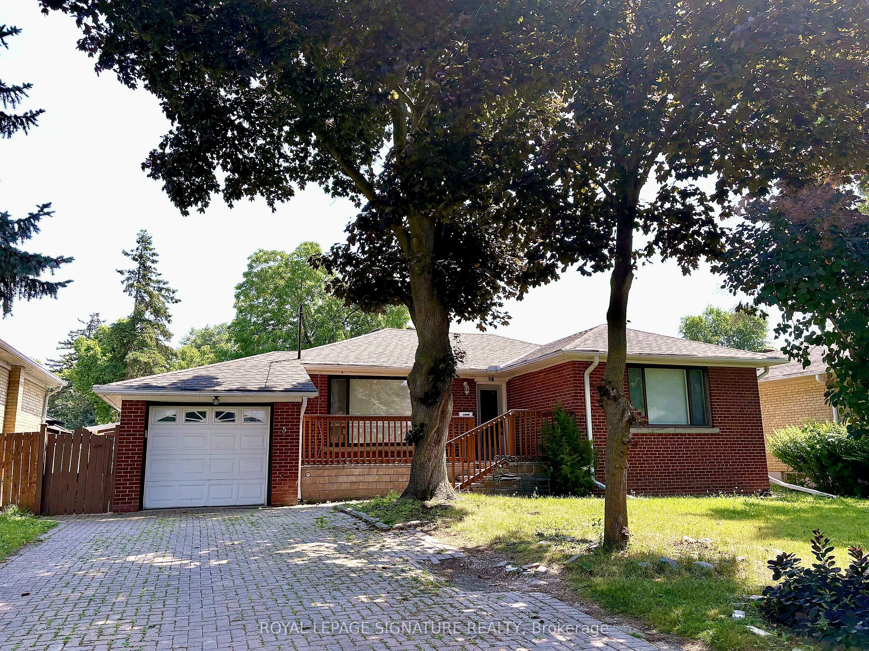 Detached Home For Lease | C13613028