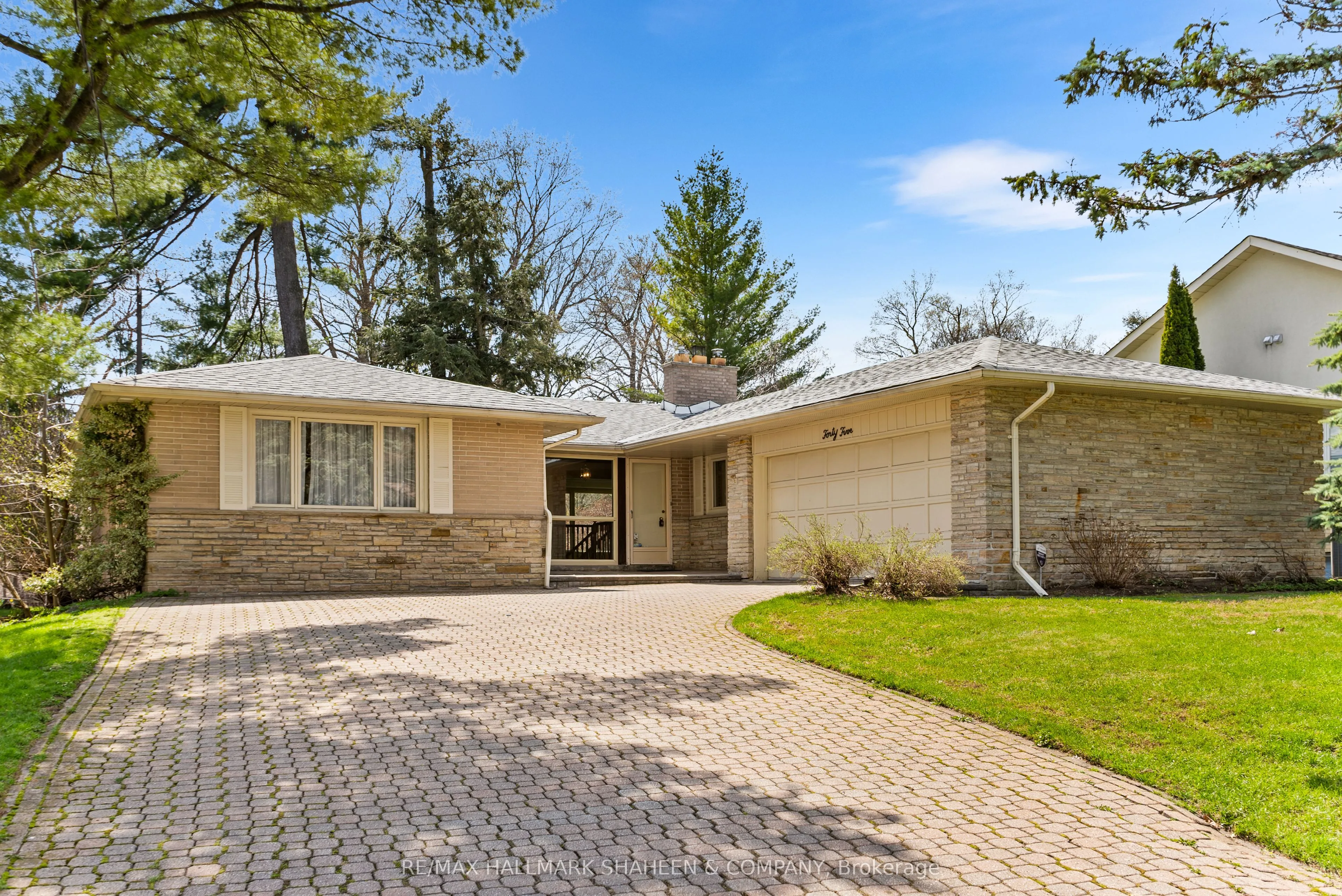 Detached Home For Lease | C13613224