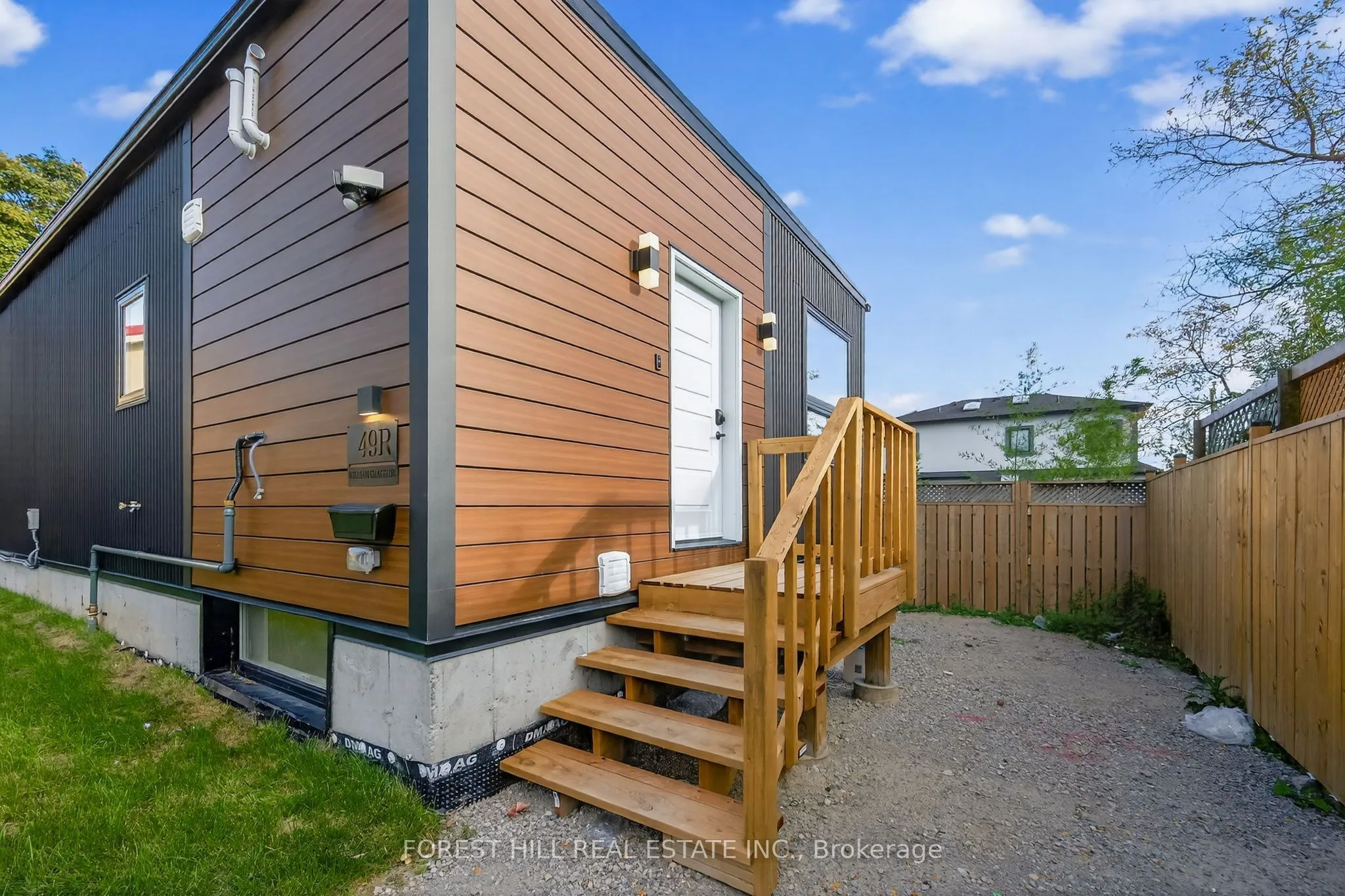 Detached Home For Lease | C13616218