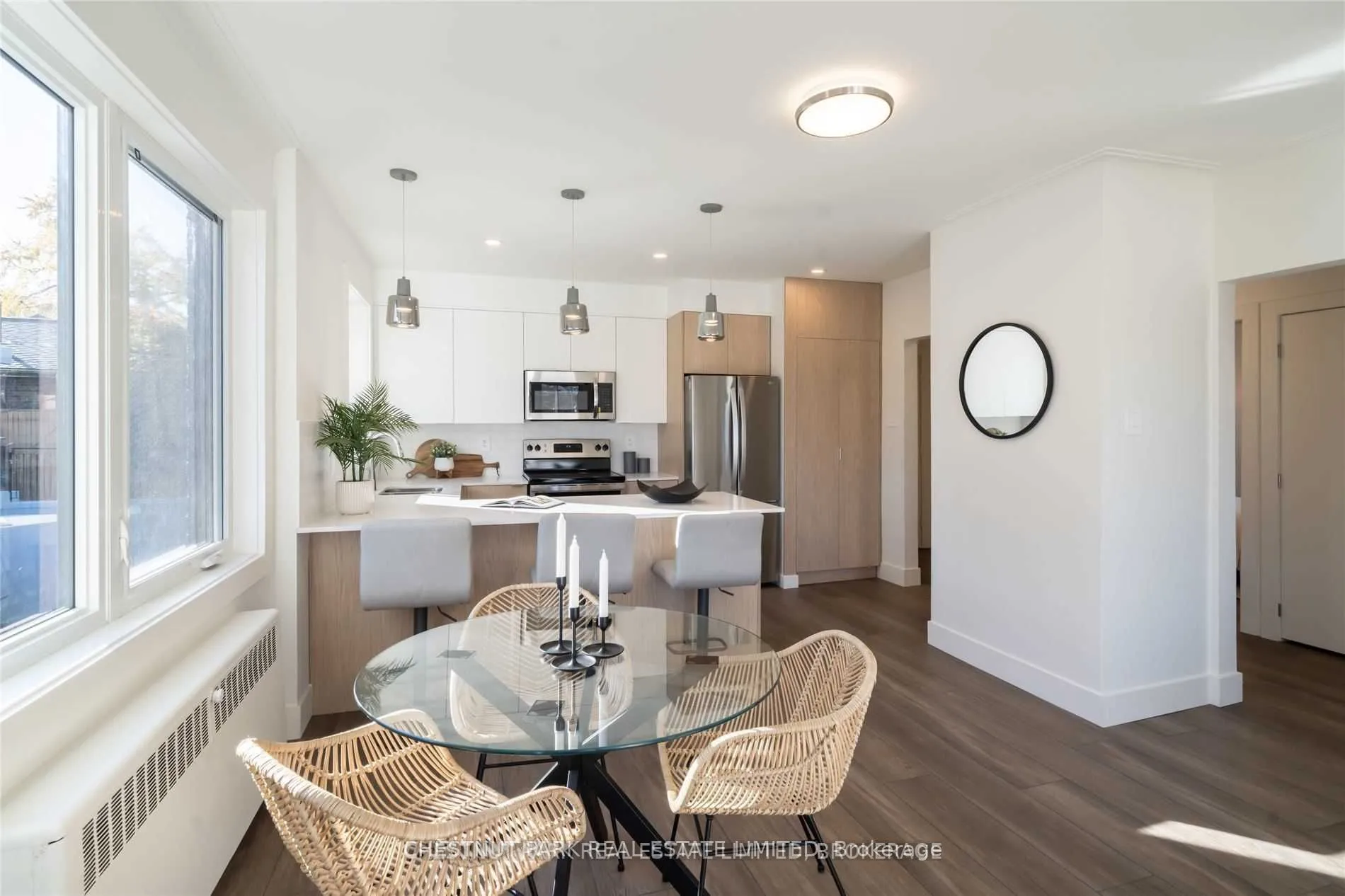 Multiplex For Lease | C13617630