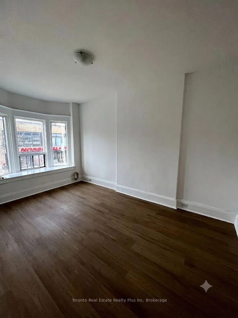 Triplex For Lease | C13618218
