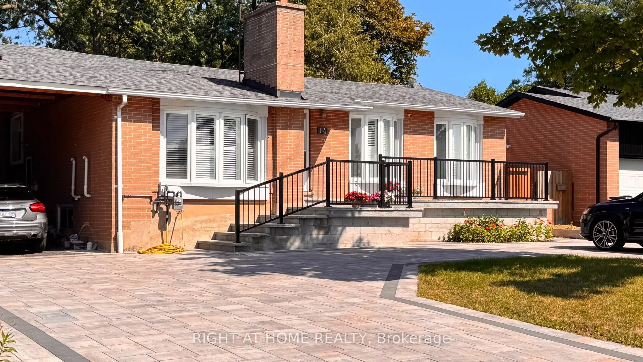 Detached Home For Lease | C13619222