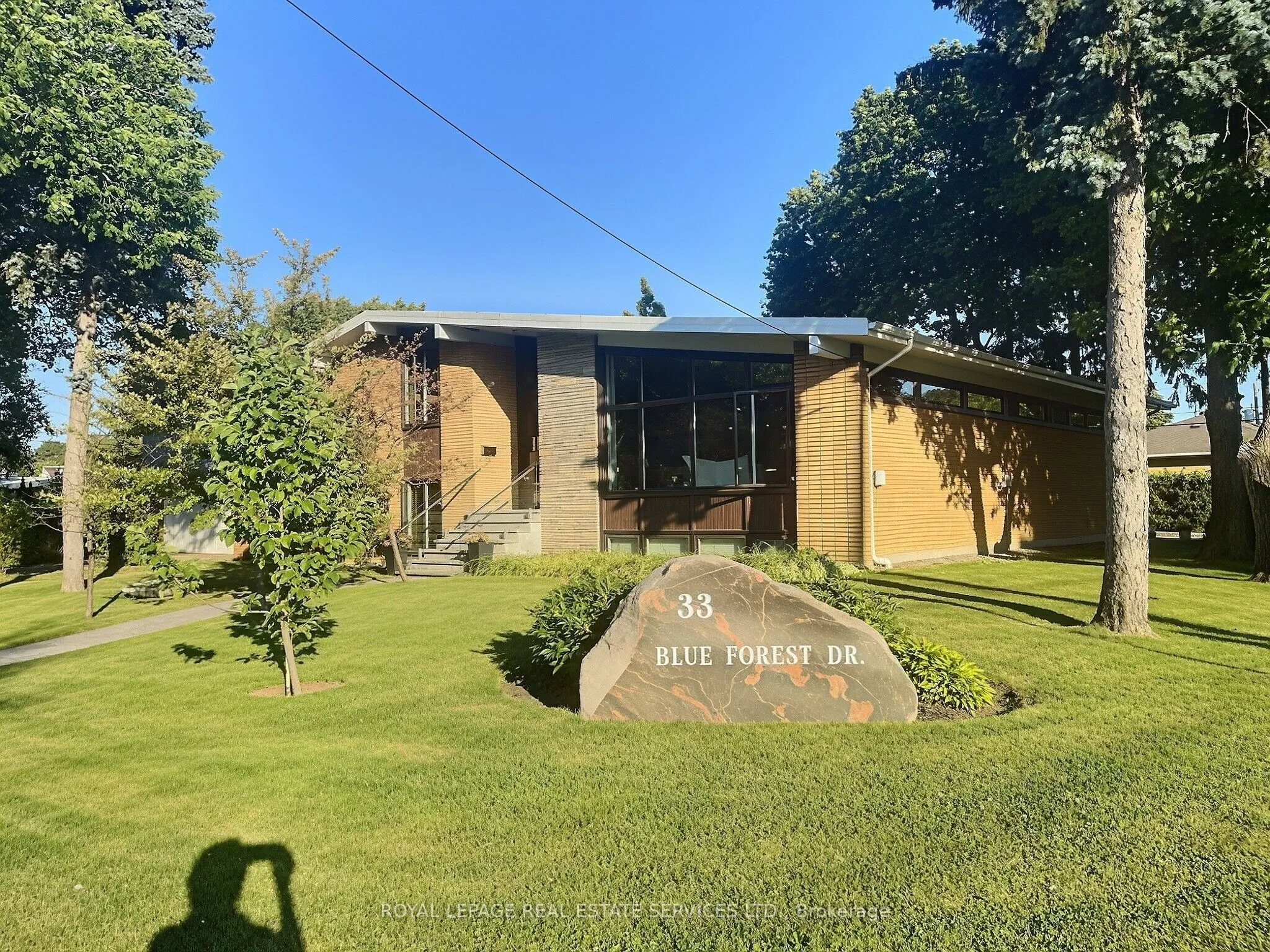 Detached Home For Sale | C13619454