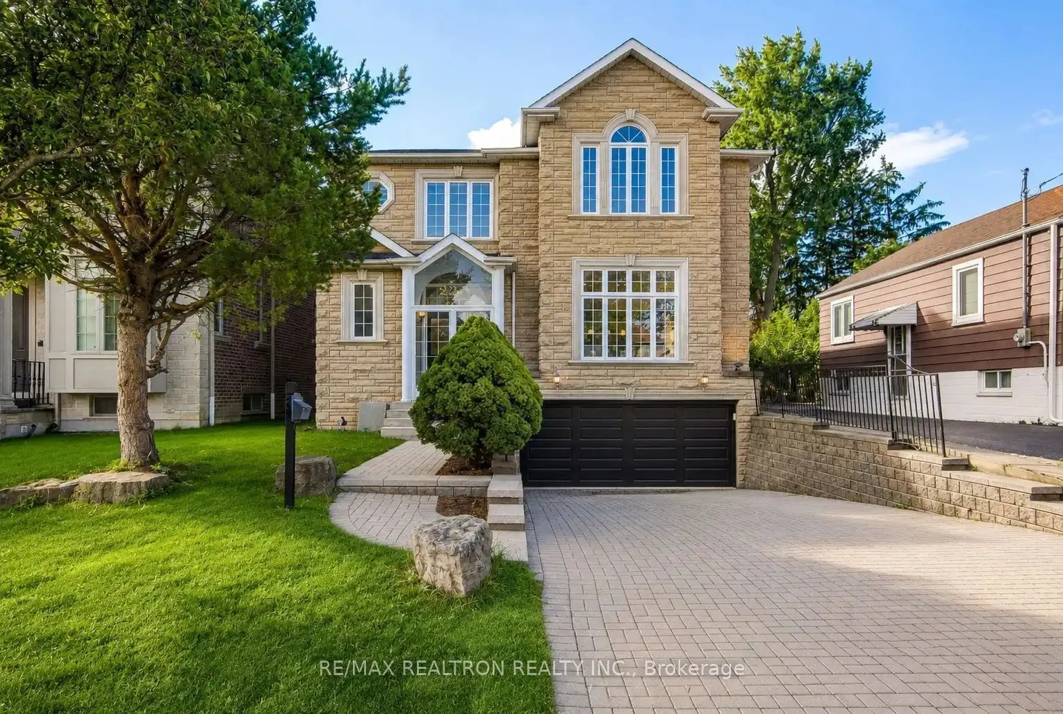 Detached Home For Sale | C13619924
