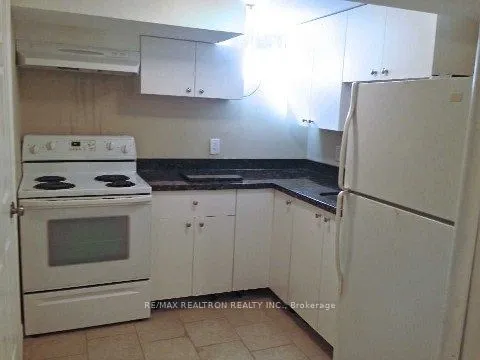 Detached Home For Lease | C13626892