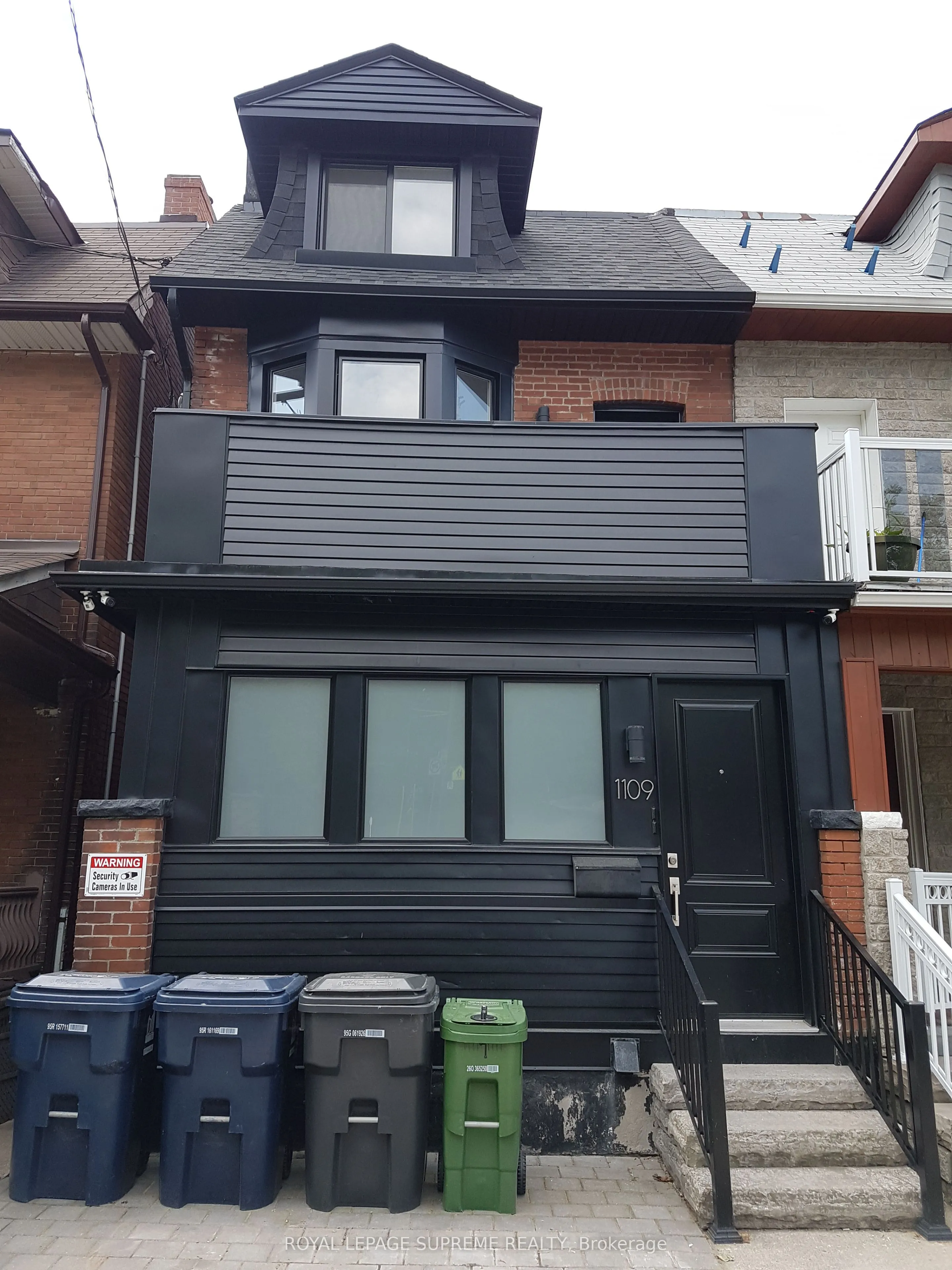 Semi-Detached Home For Lease | C13628738