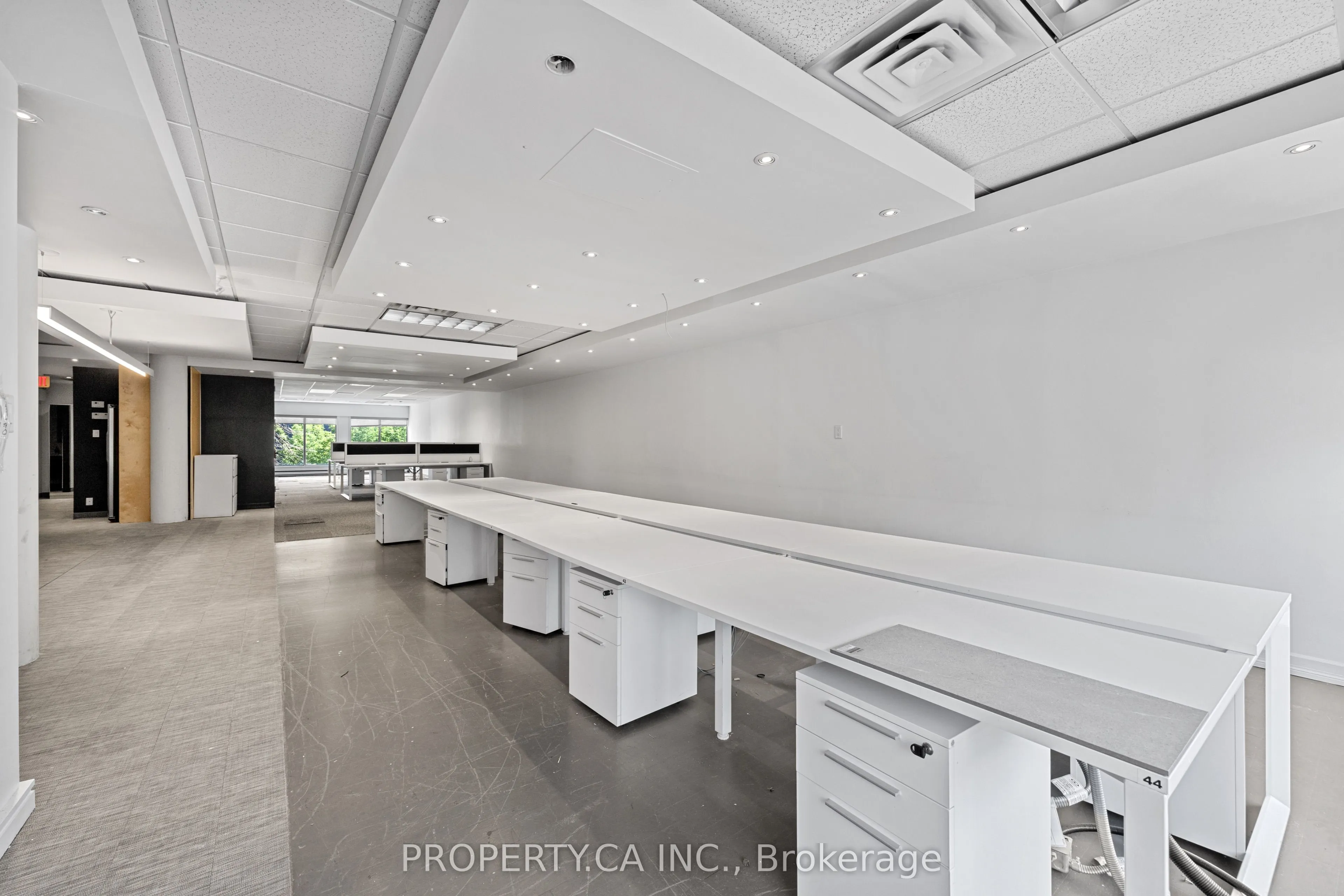 Office For Lease | C13628854