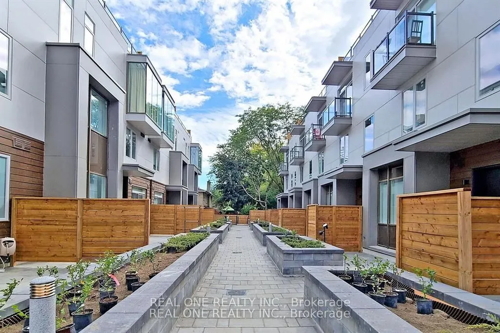 Property For Lease | C13629398