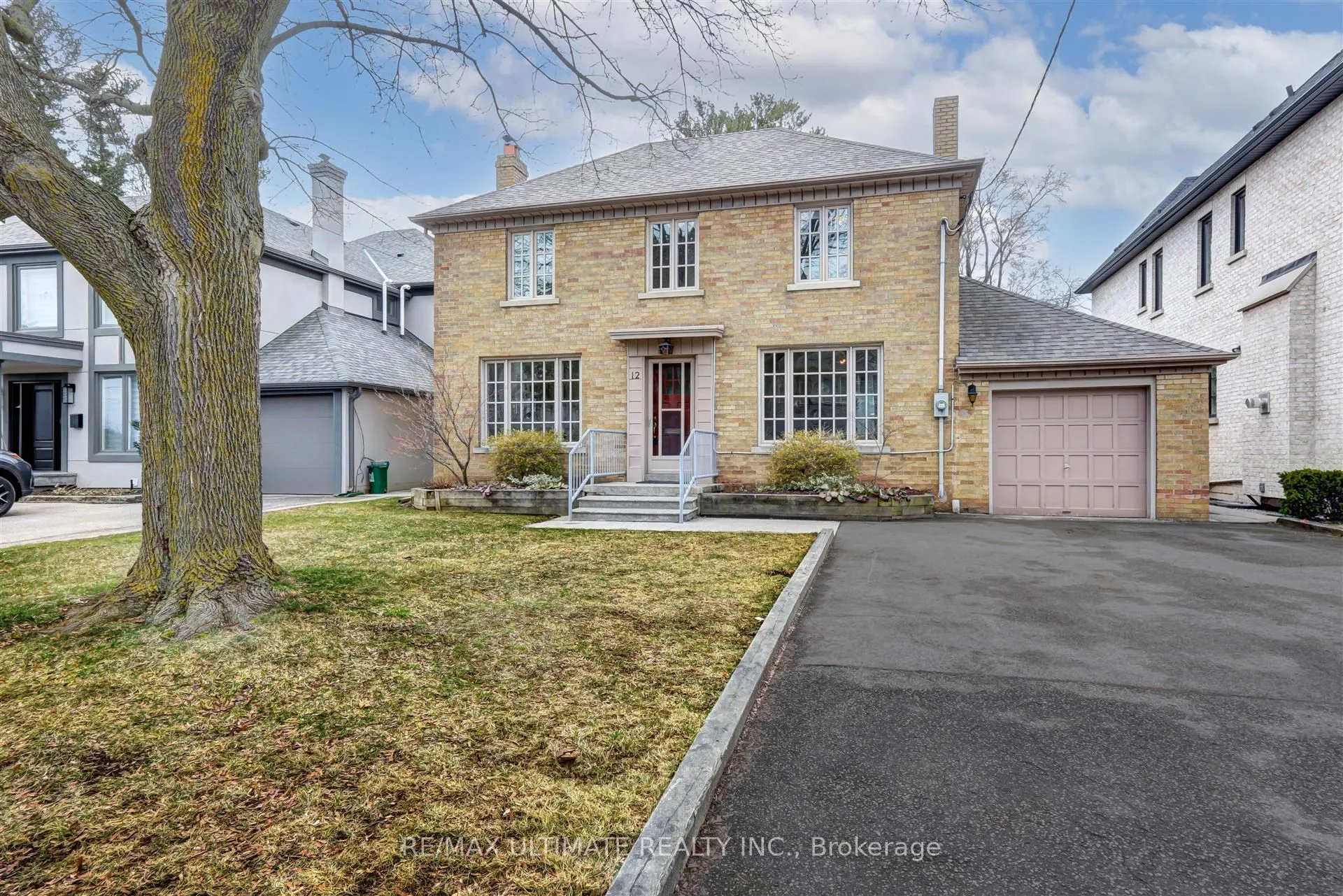Detached Home For Lease | C13633636
