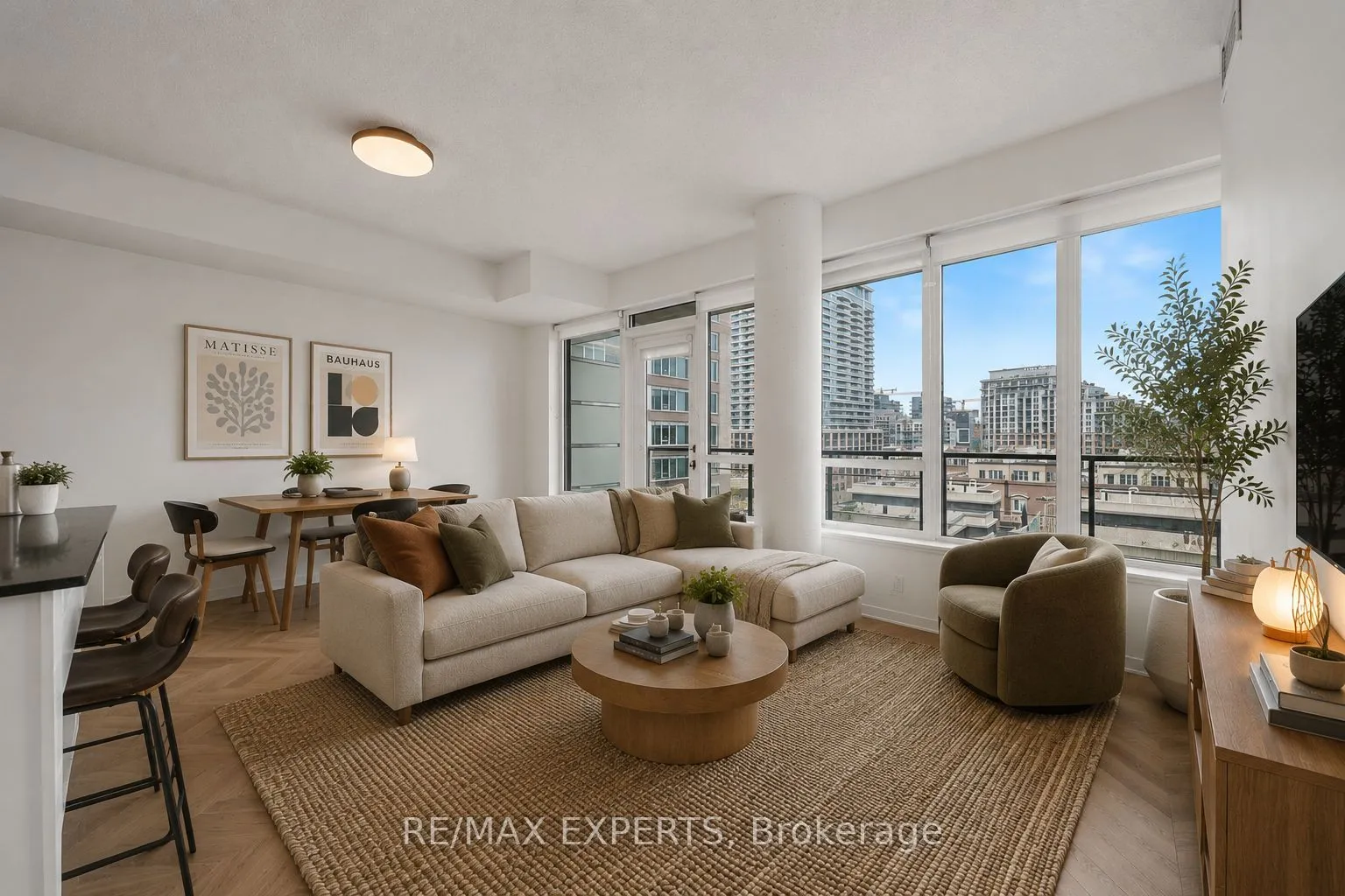 Property For Sale | C13634066