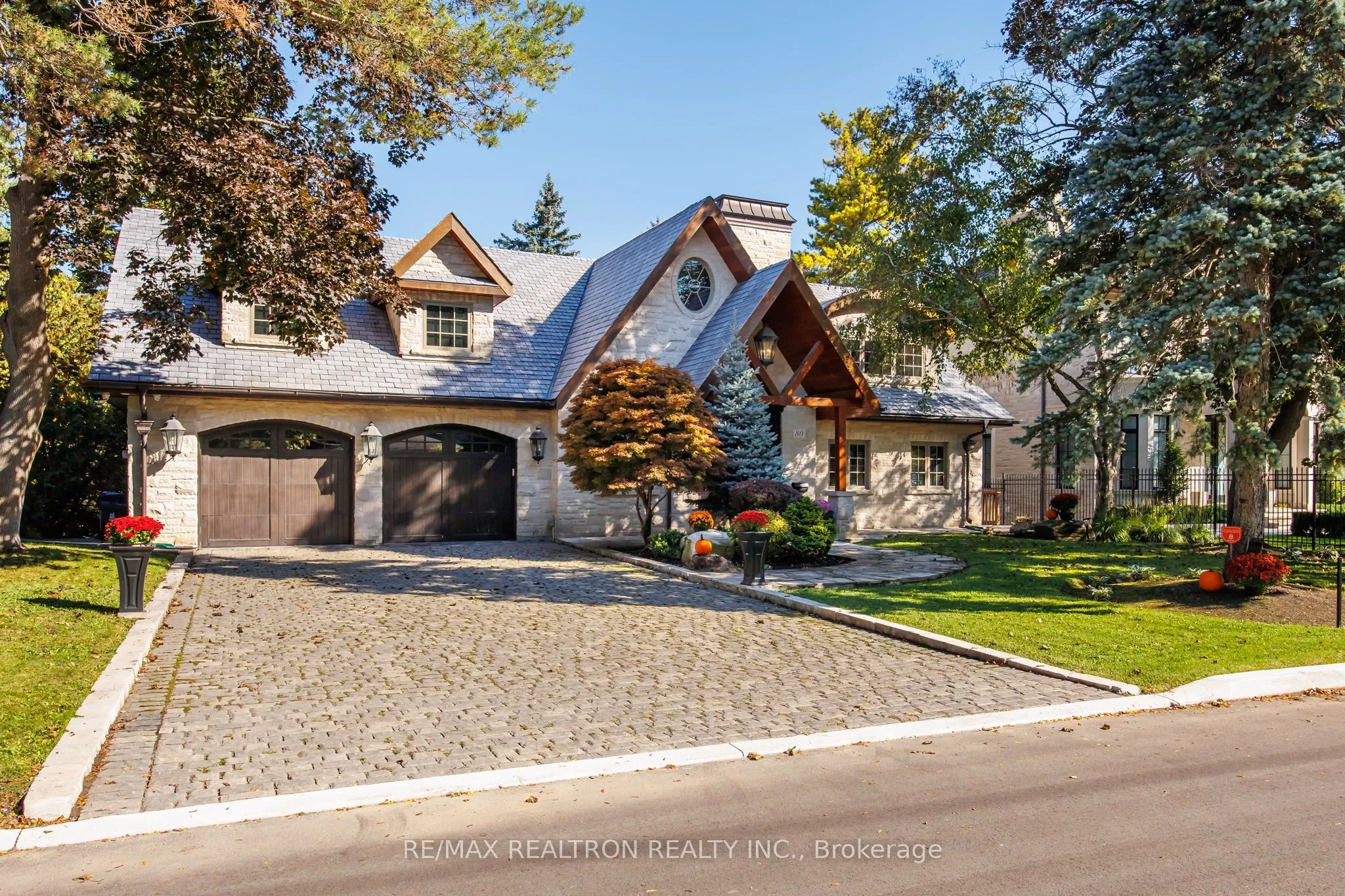 Detached Home For Sale | C13640352