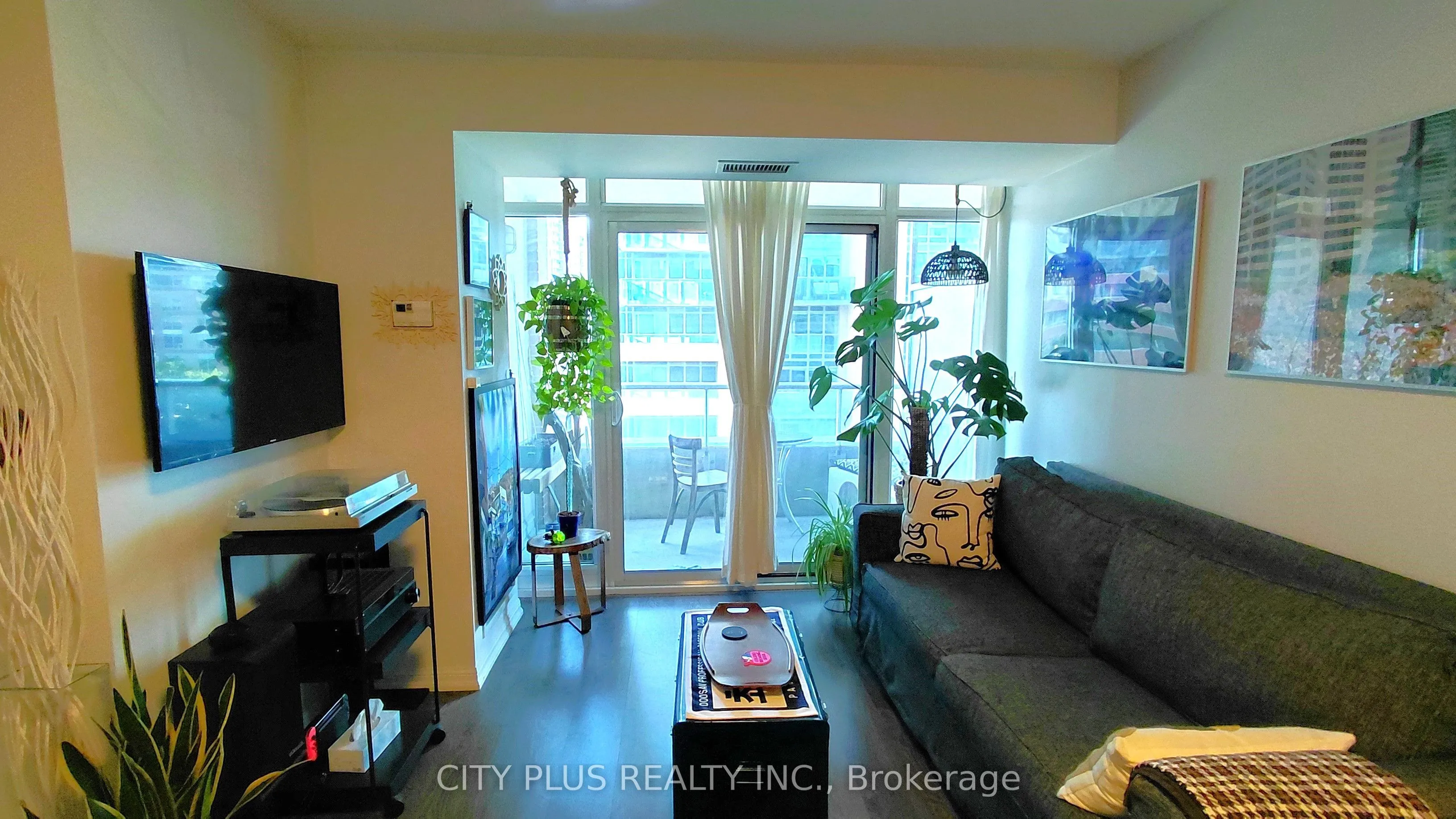 Property For Sale | C13644078