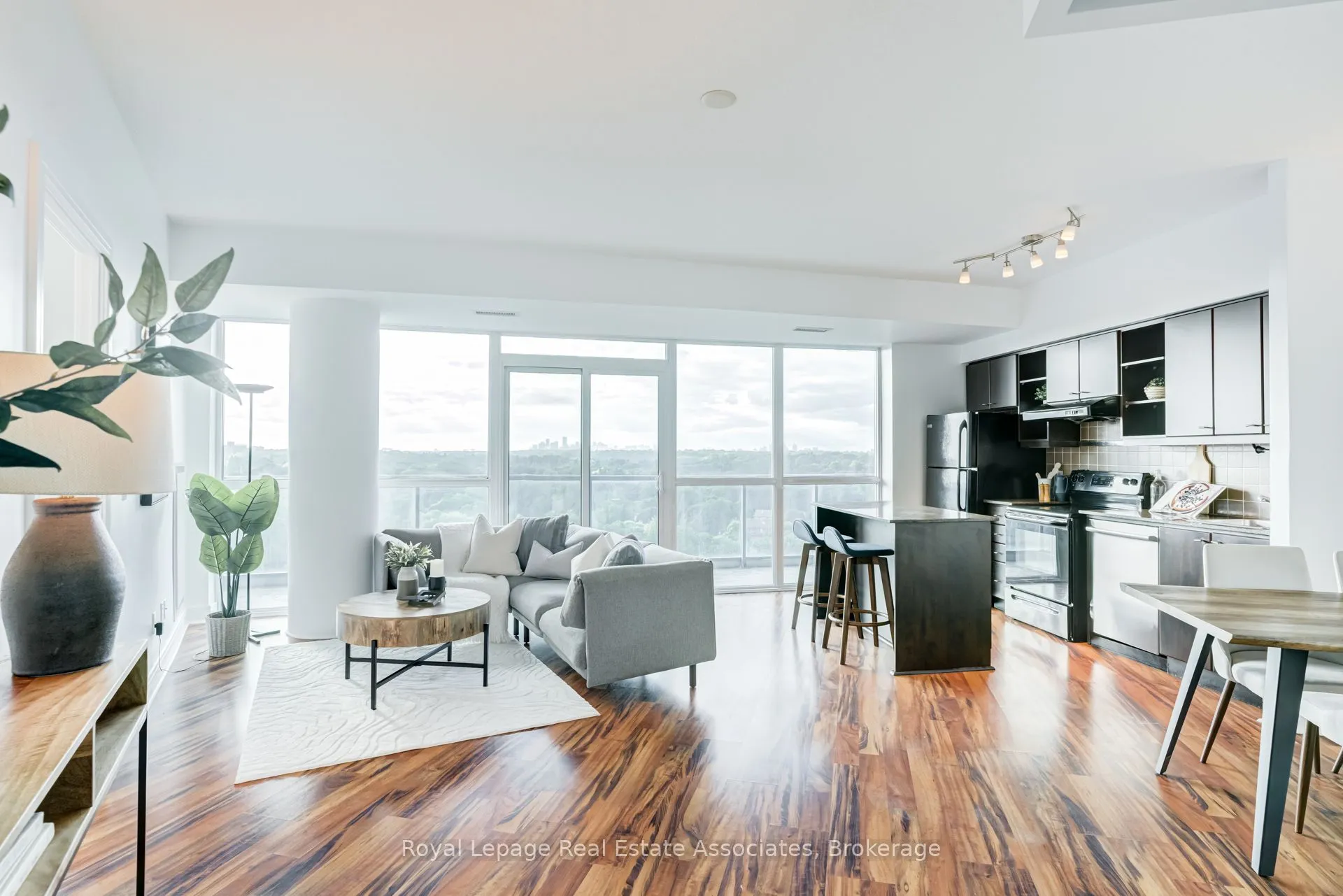 Property For Sale | C13644508