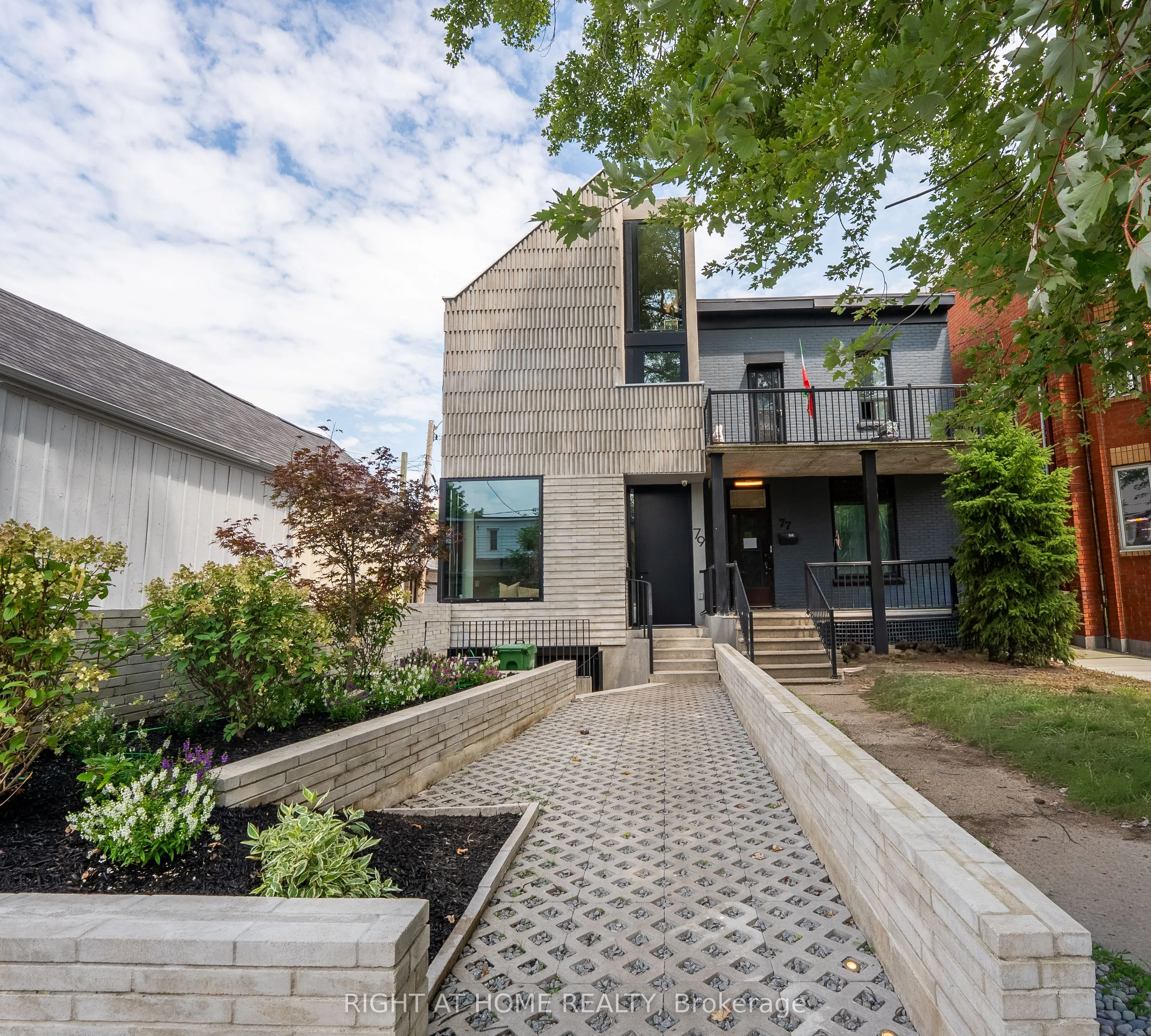 Detached Home For Sale | C13646510