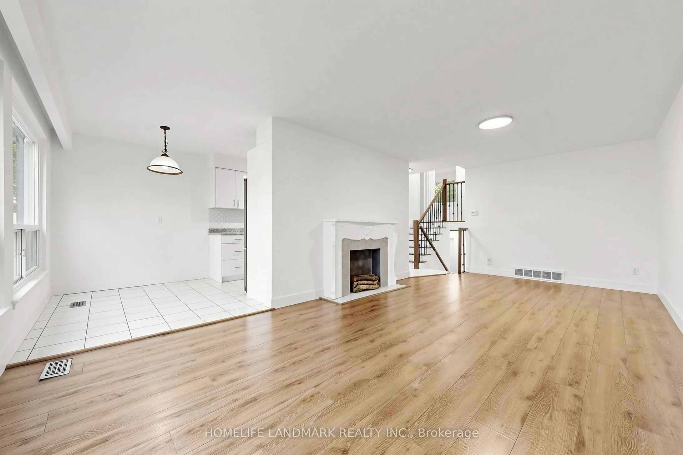 Semi-Detached Home For Lease | C13646758