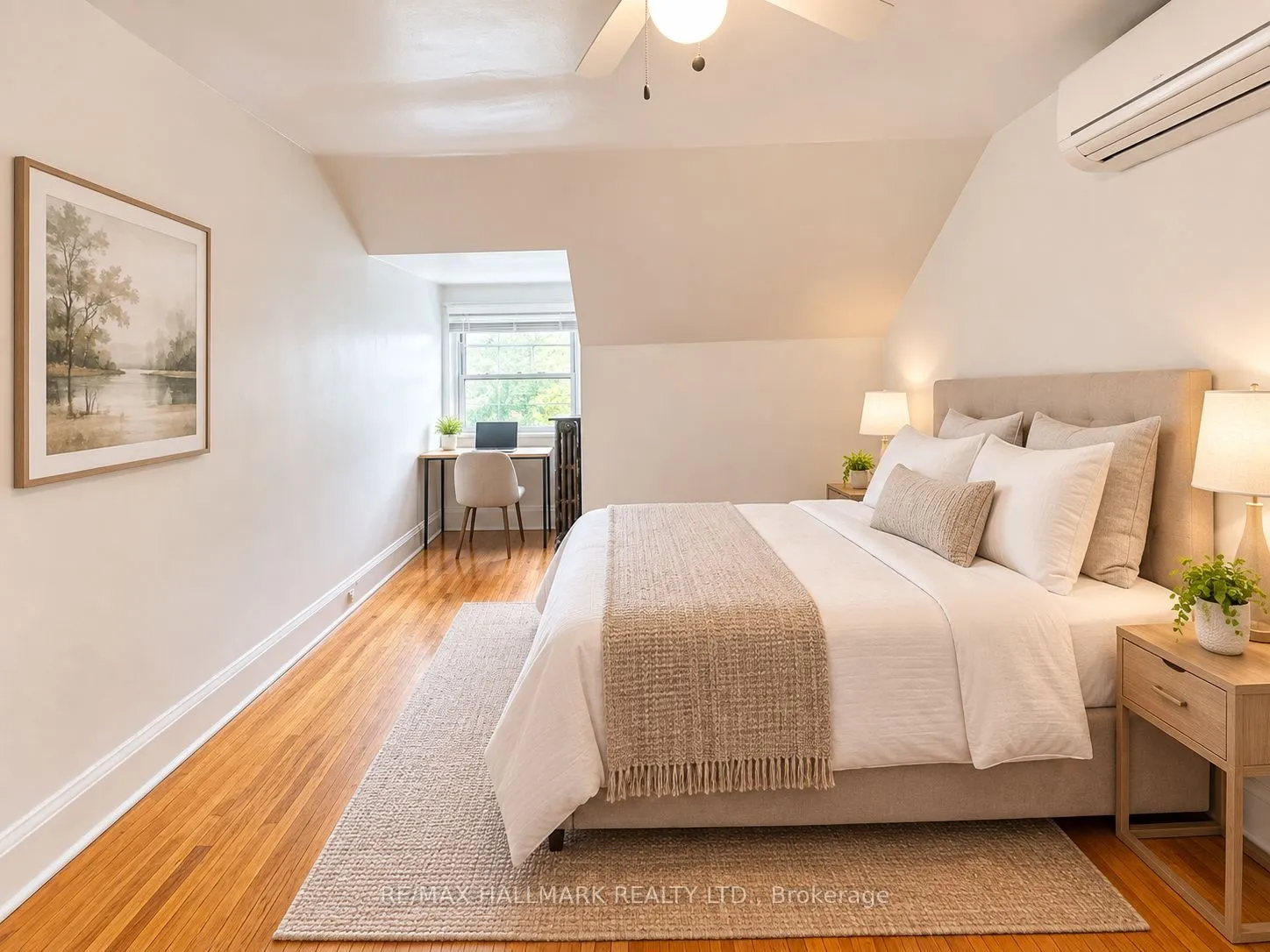 Triplex For Lease | C13647888