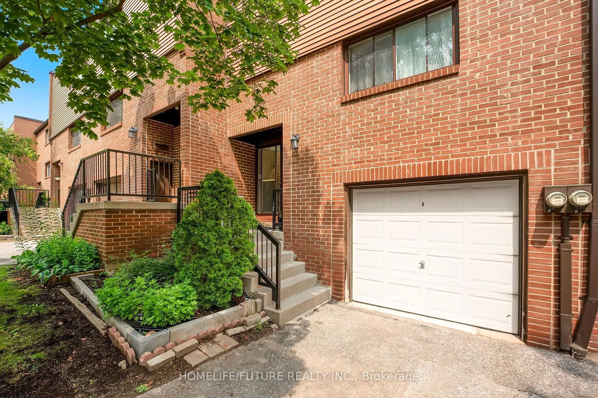 Property For Lease | C13648008
