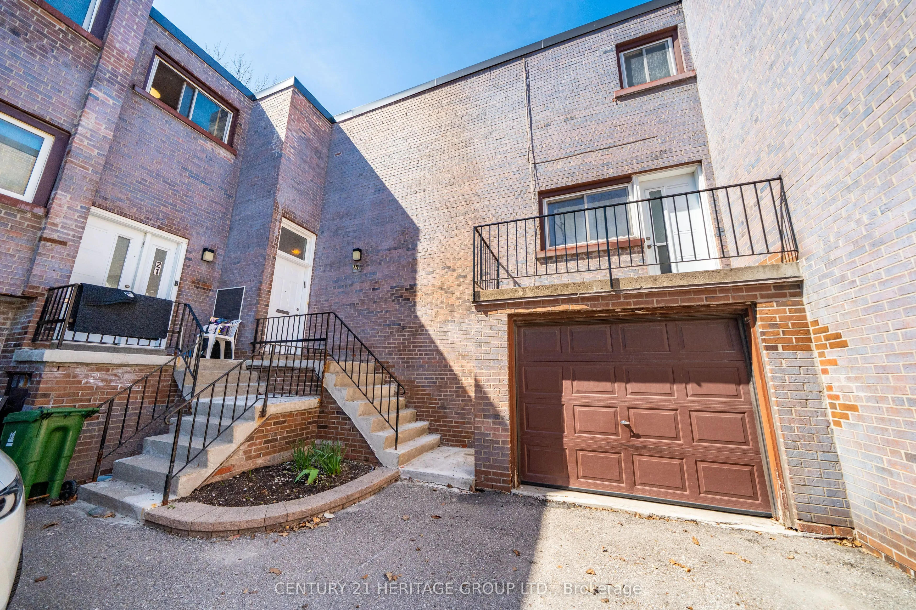 Property For Sale | C13652786