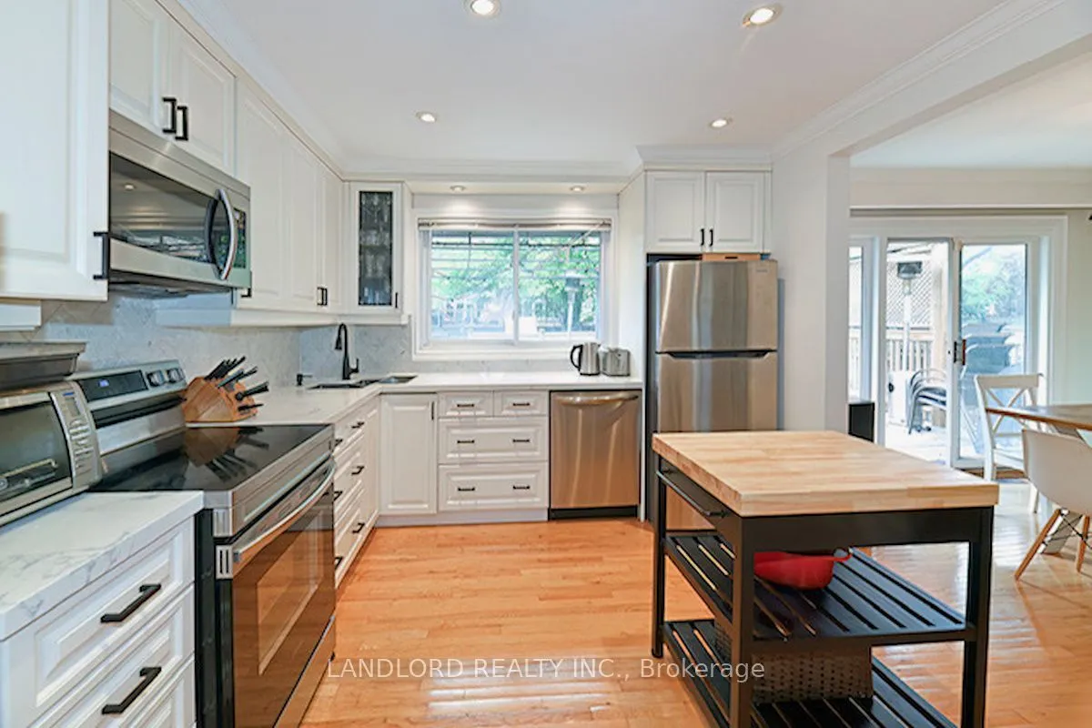 Detached Home For Lease | C13655574