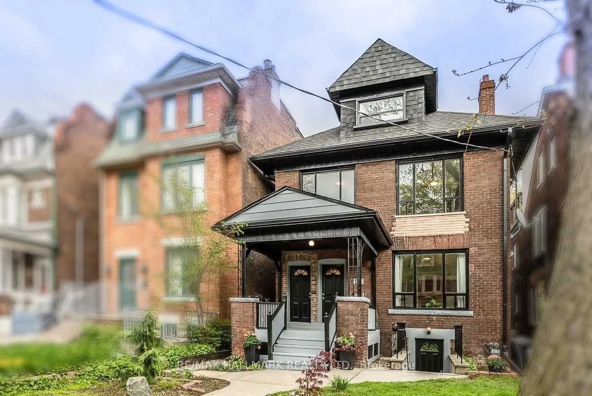 Detached Home For Lease | C13660330