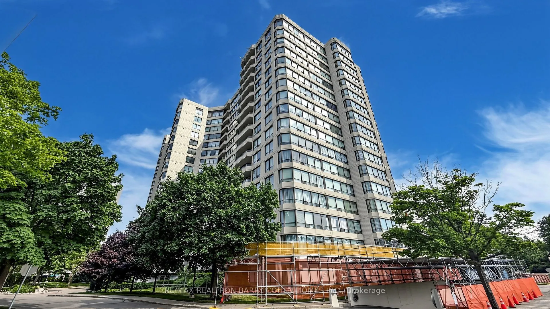 Property For Sale | C13661288