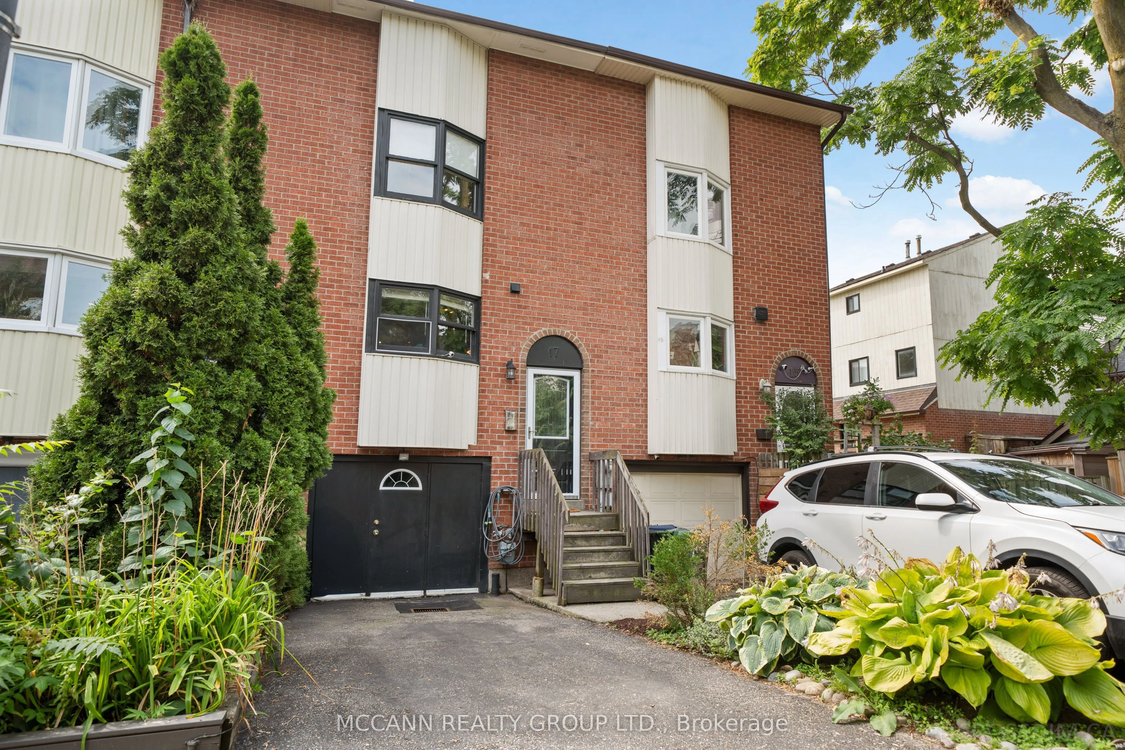 Property For Sale | C13661552