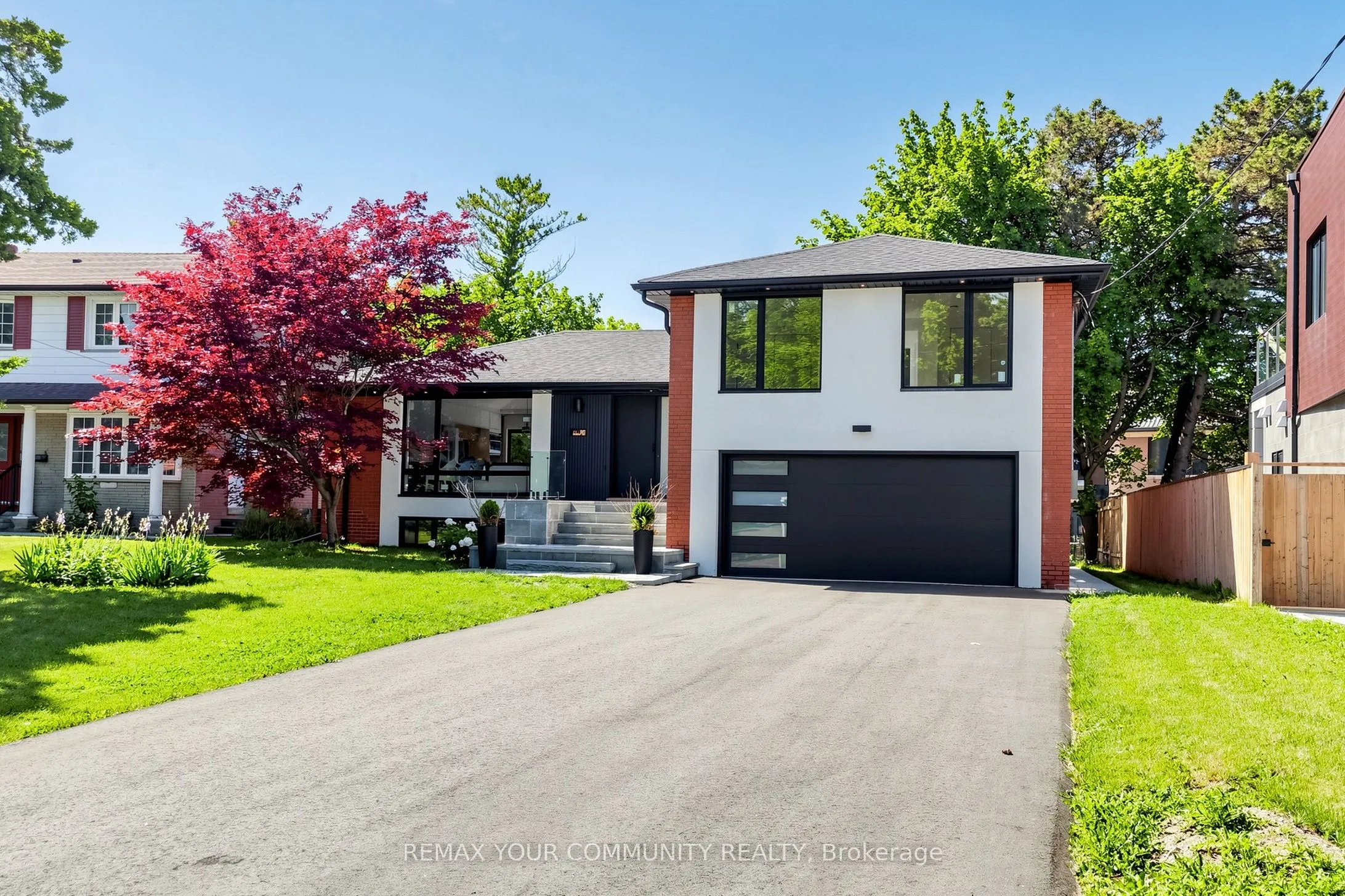 Detached Home For Sale | C13661570