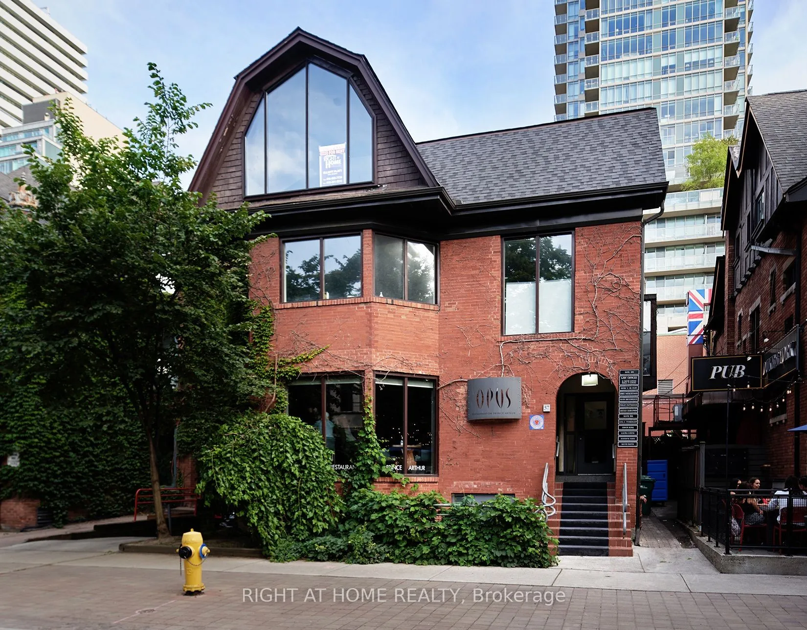 Office For Lease | C13661794