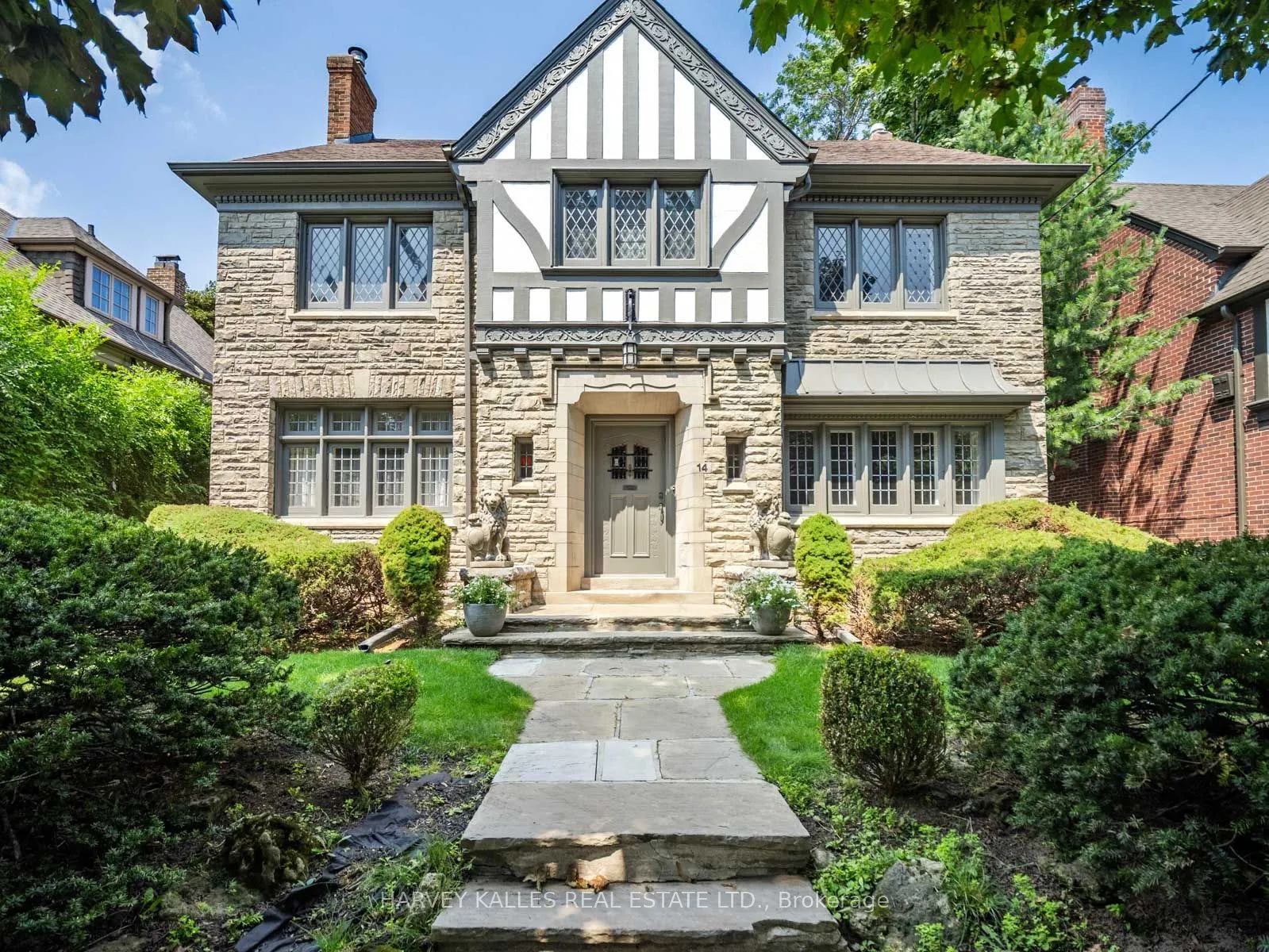 Detached Home For Lease | C13662952