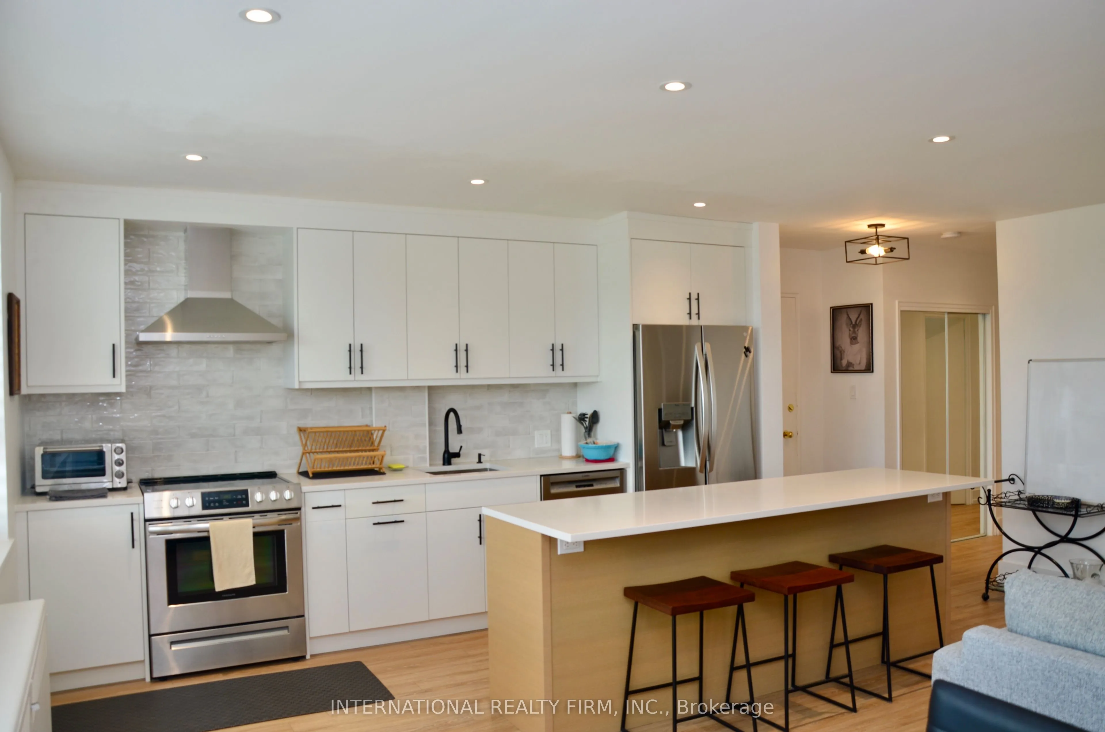 Property For Lease | C13664958