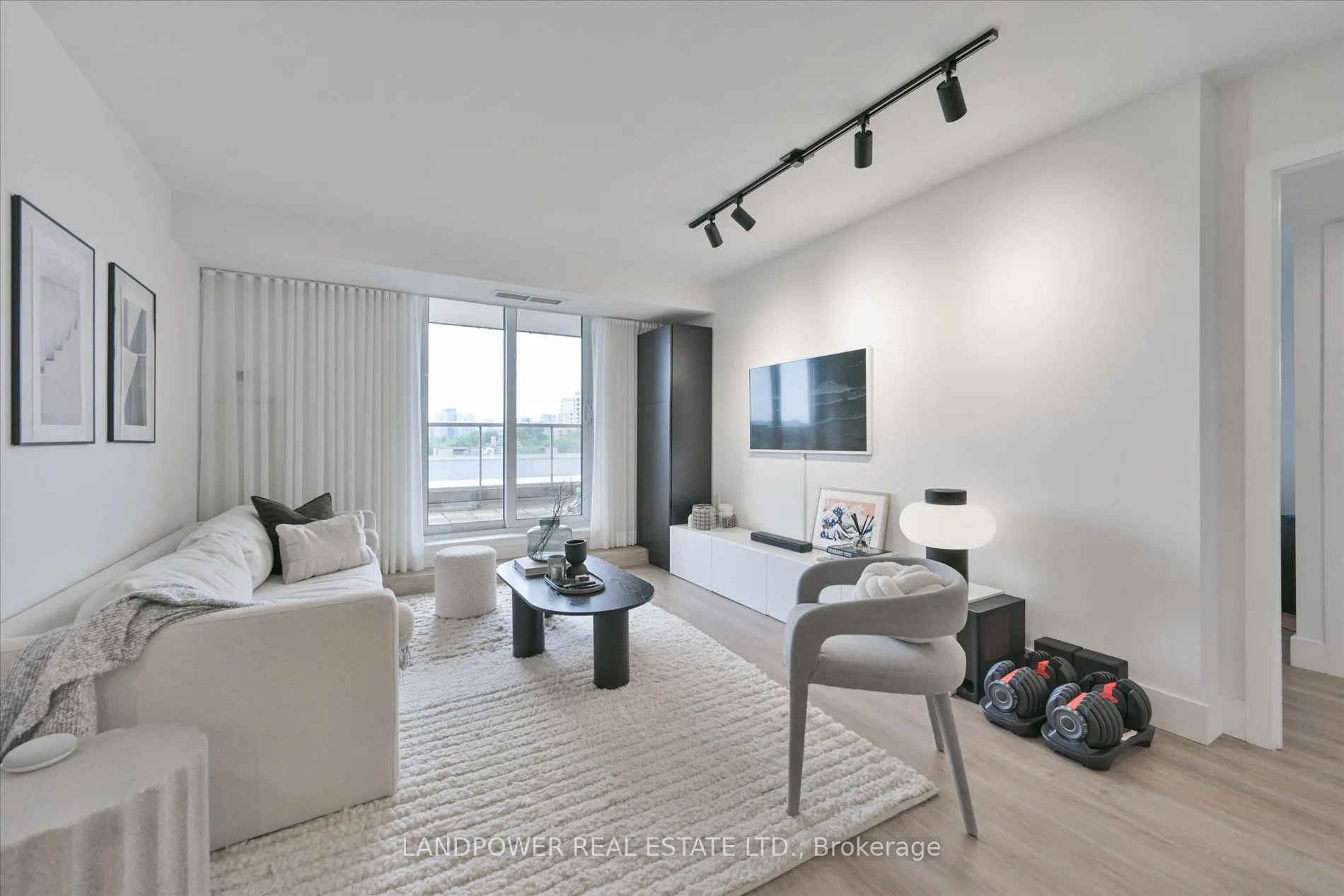 Property For Sale | C13671530