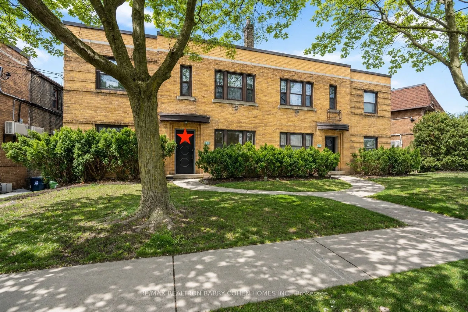 Multiplex For Lease | C13673512