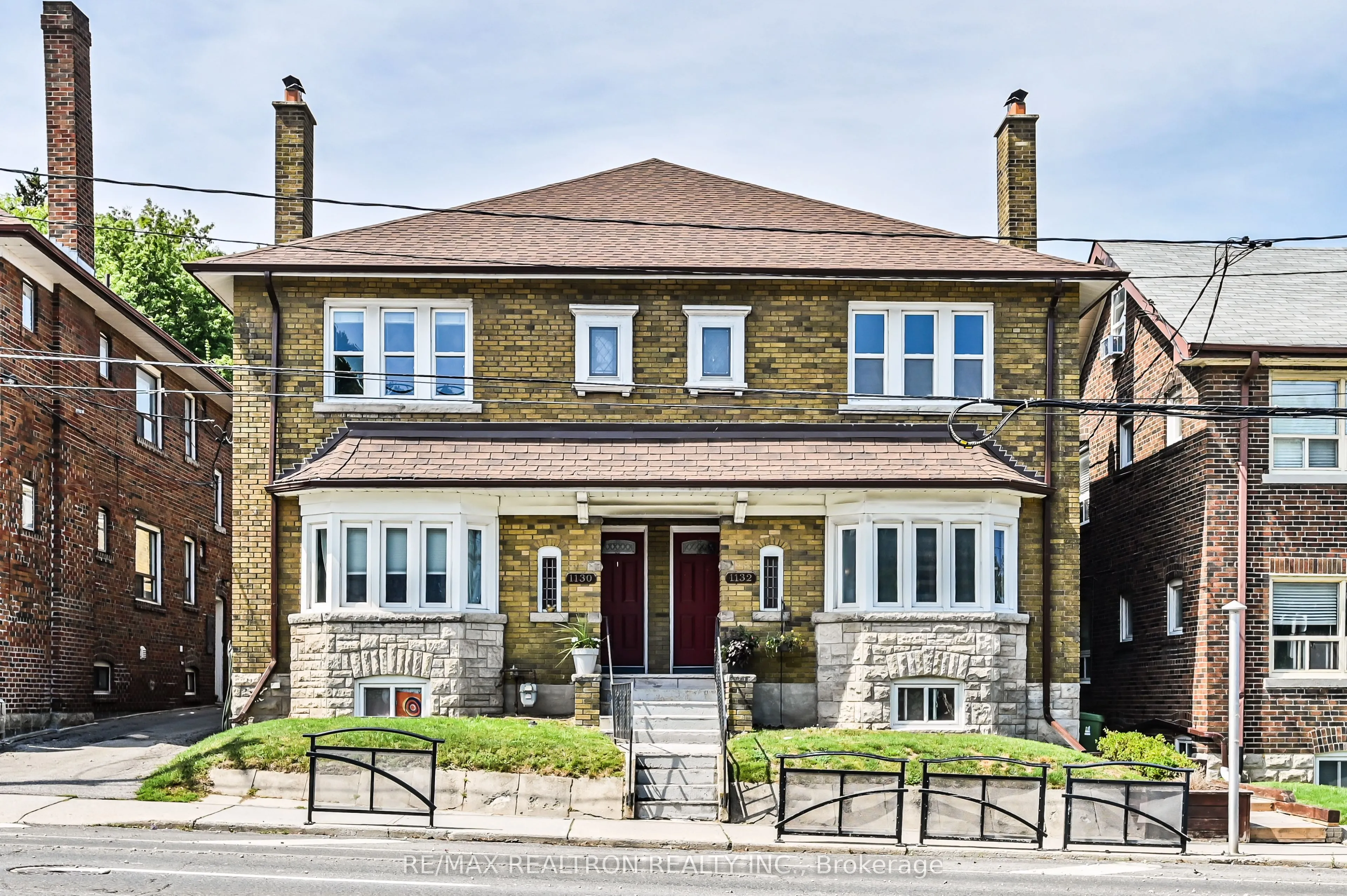 Multiplex For Lease | C13673628