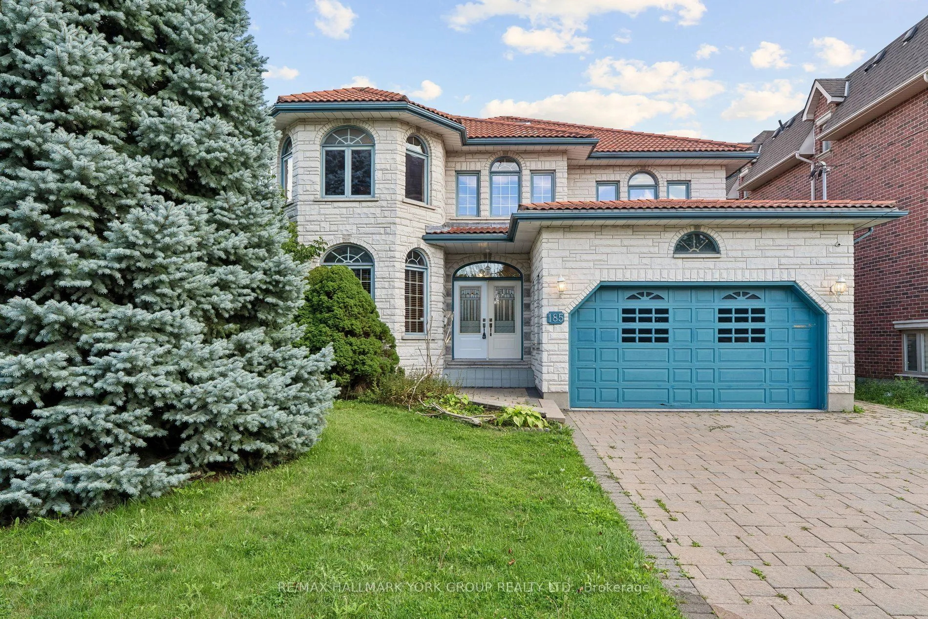 Detached Home For Lease | C13674094