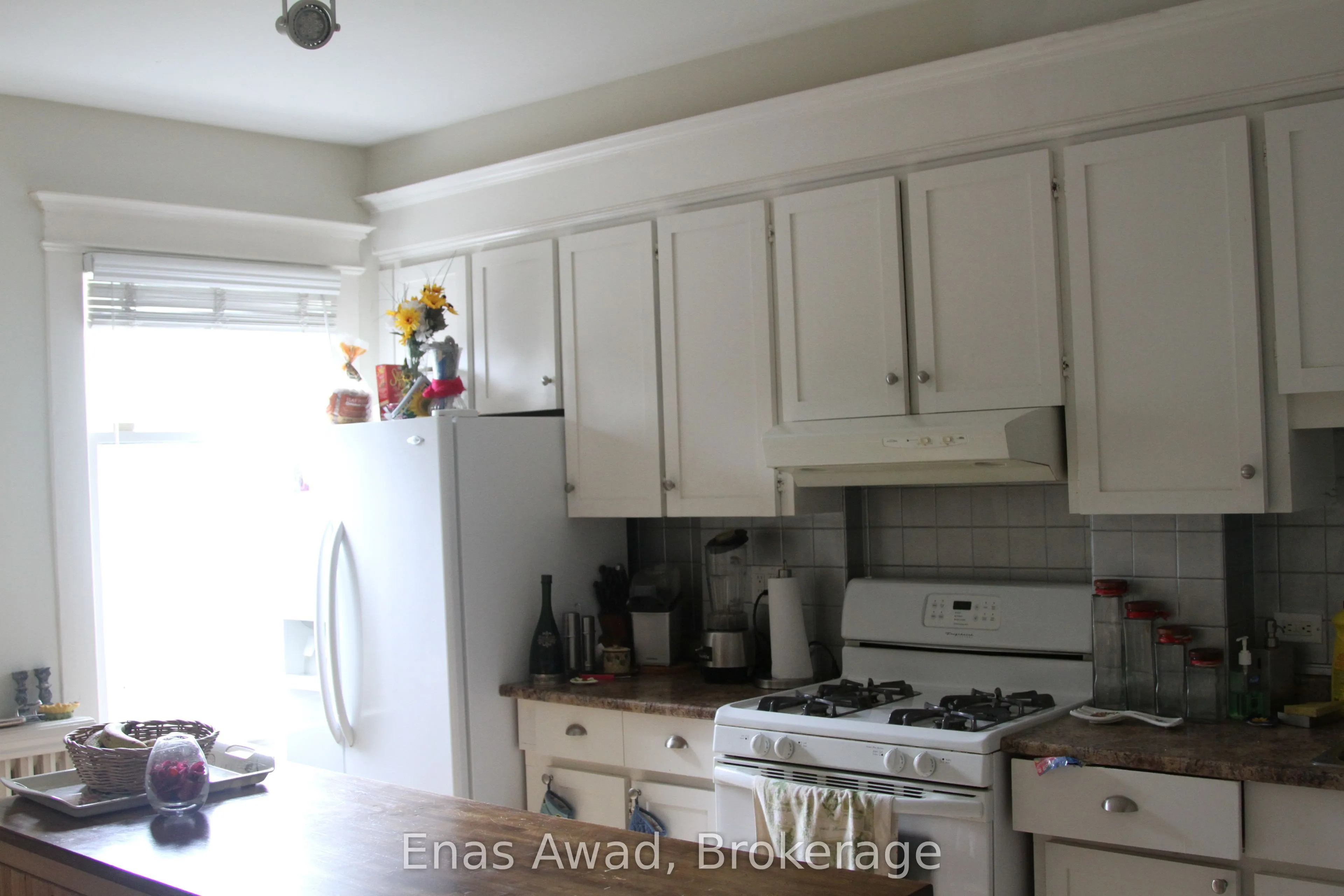 Detached Home For Lease | C13674728