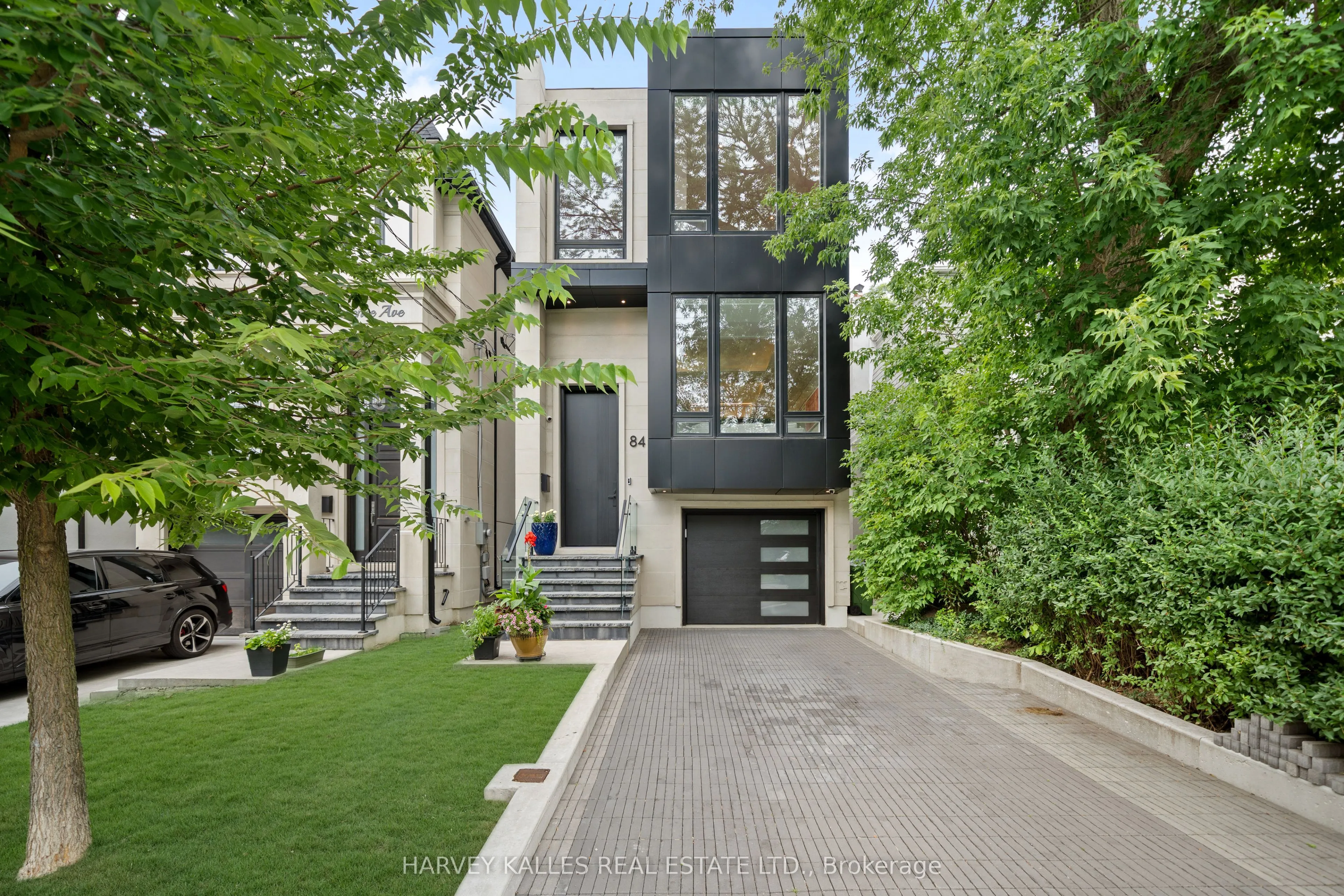 Detached Home For Sale | C13676614