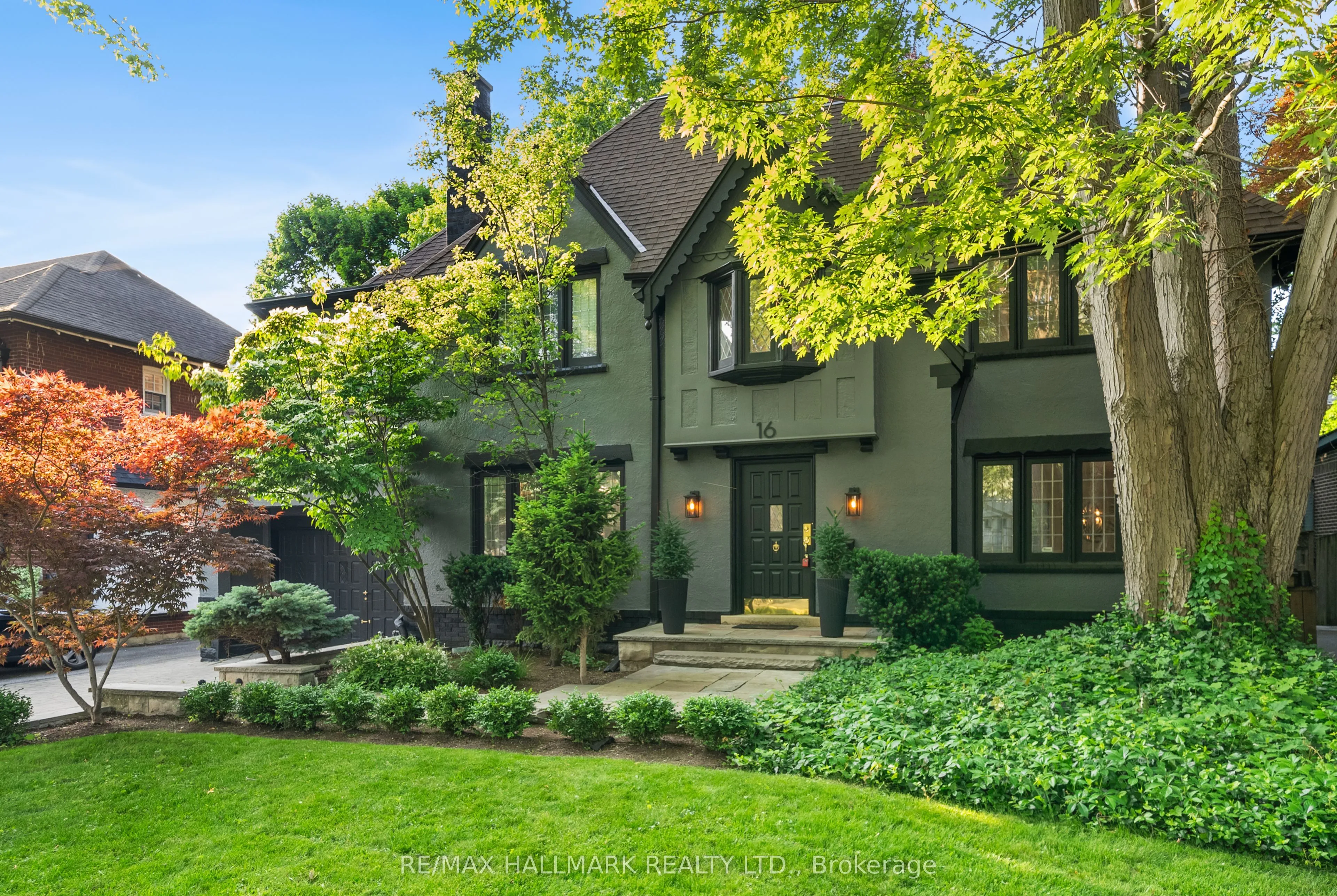 Detached Home For Lease | C13680142