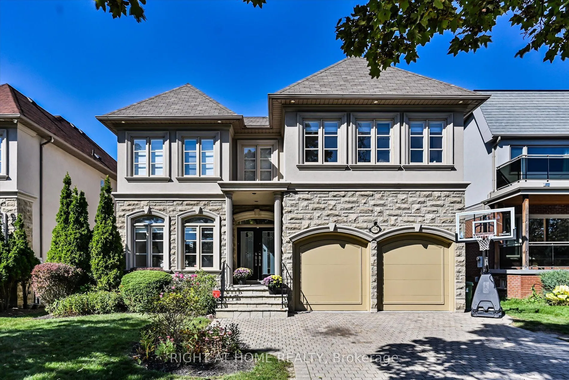 Detached Home For Sale | C13681378