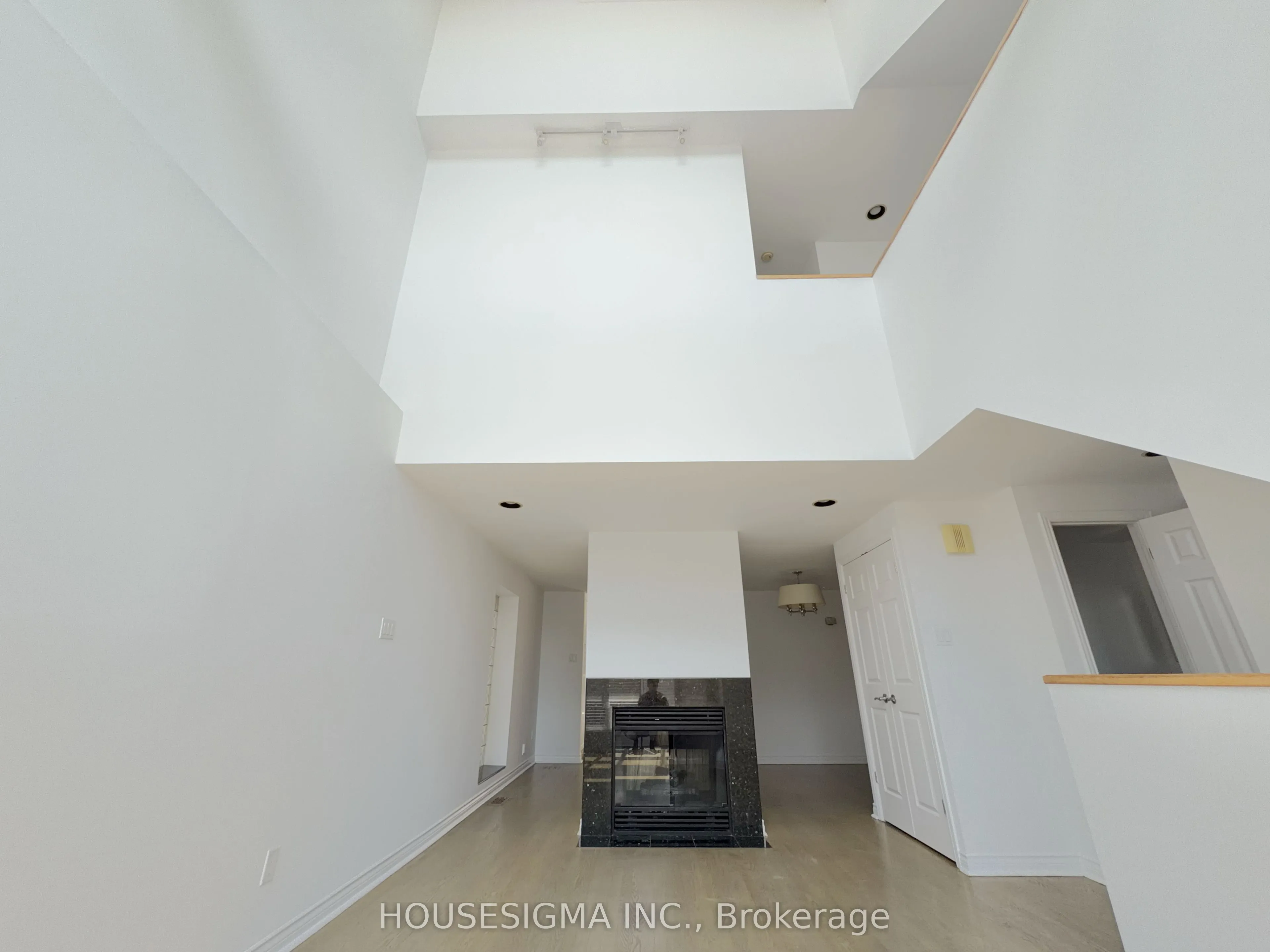 Detached Home For Lease | C13682062