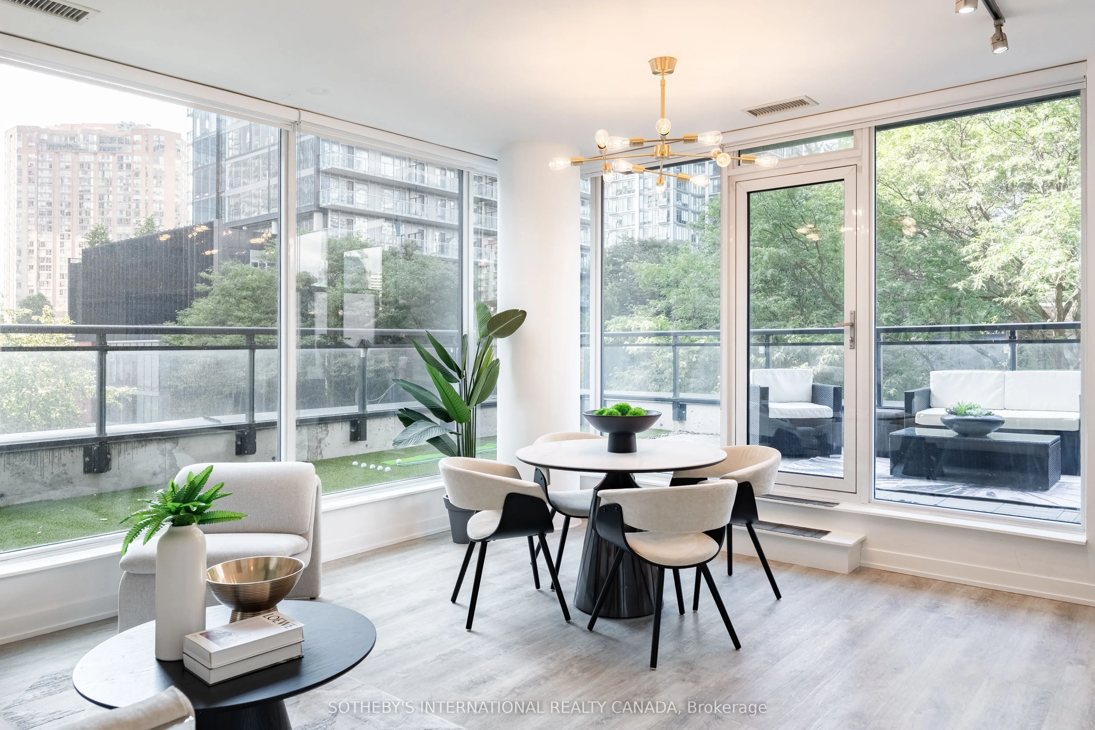 Property For Sale | C13683504
