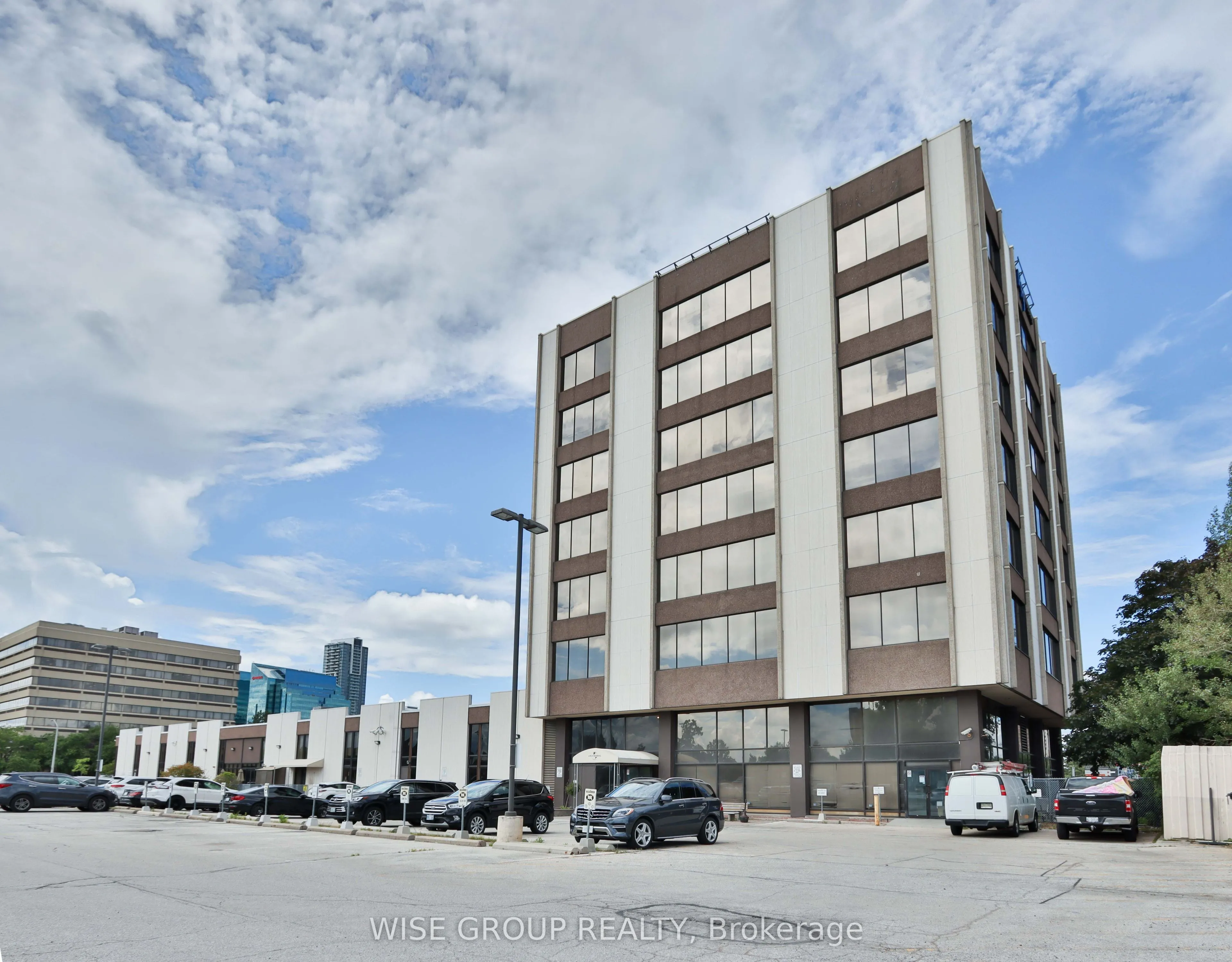 Office For Lease | C13684378