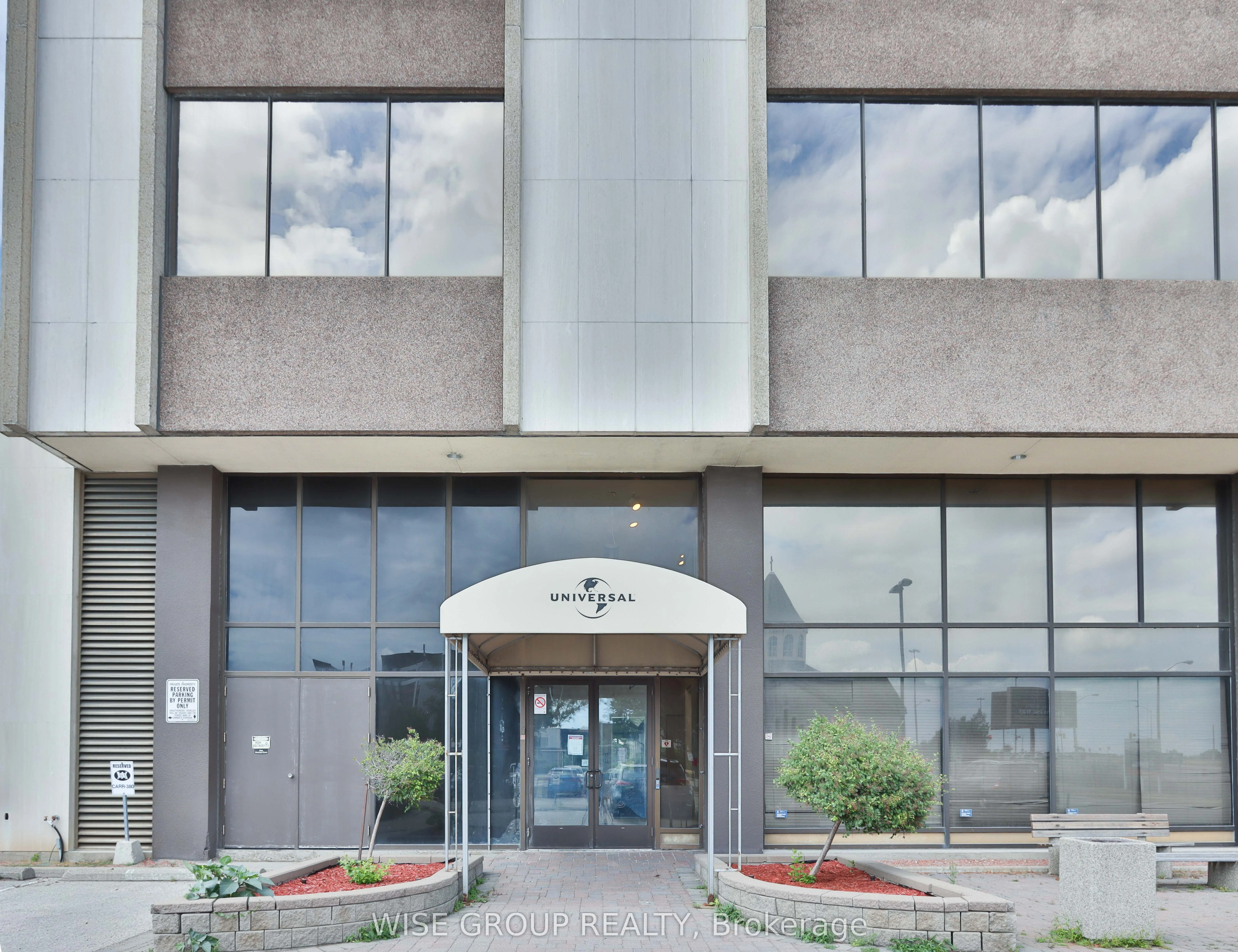 Office For Lease | C13684504