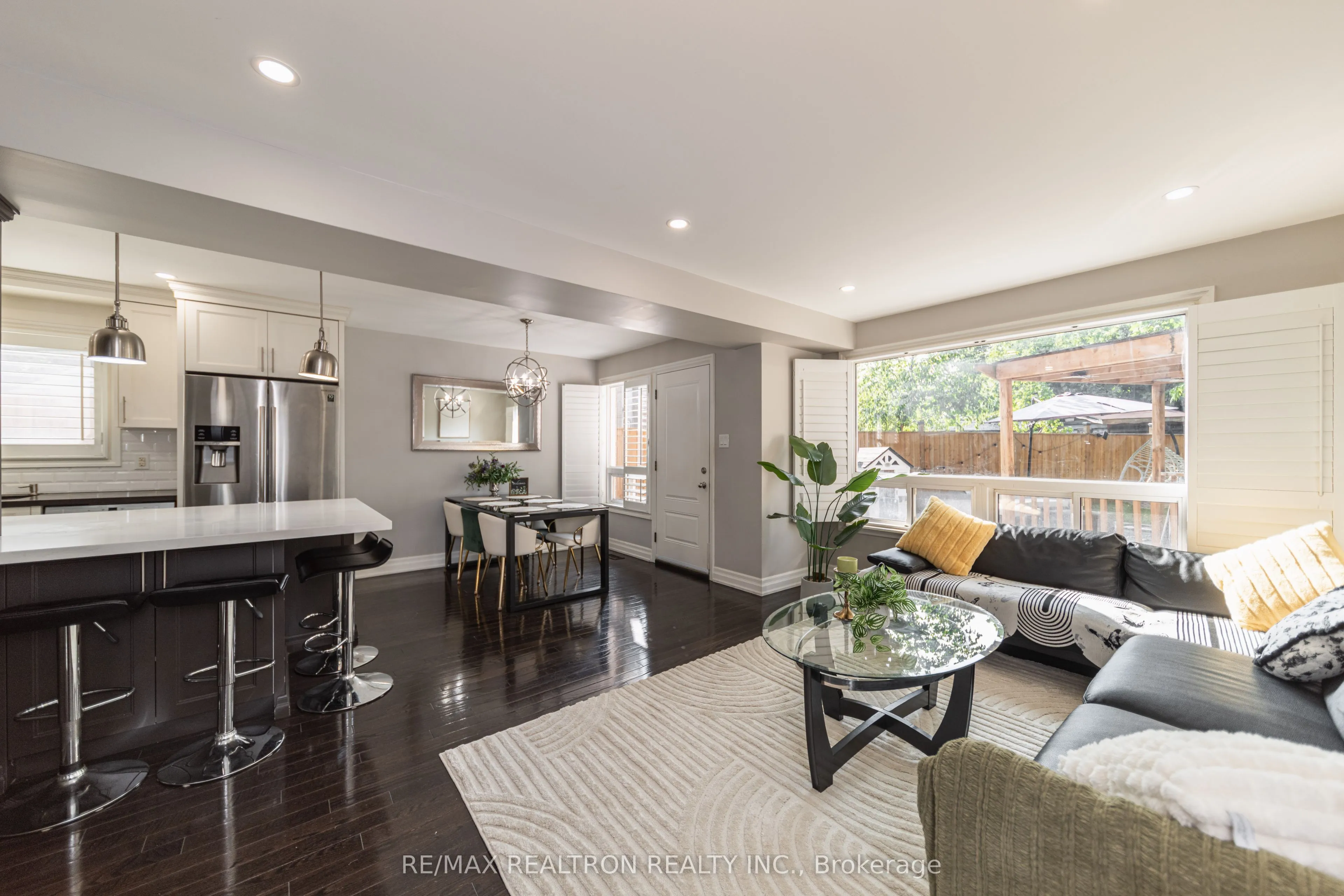 Semi-Detached Home For Sale | C13689384