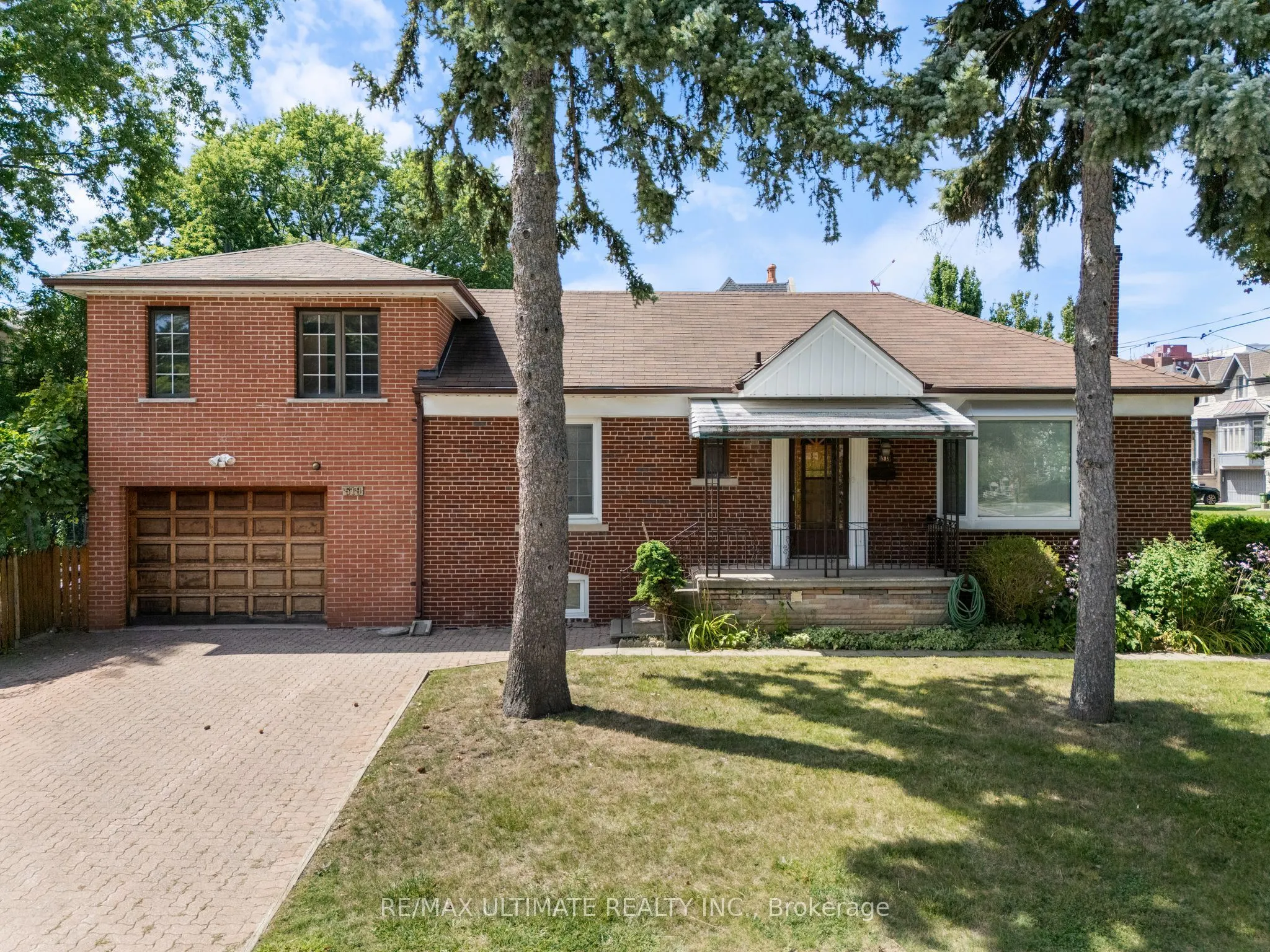 Detached Home For Sale | C13690340