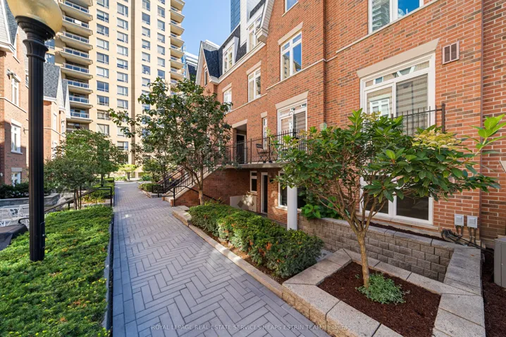 106 Redpath Avenue, Toronto C10, ON M4S 2J7