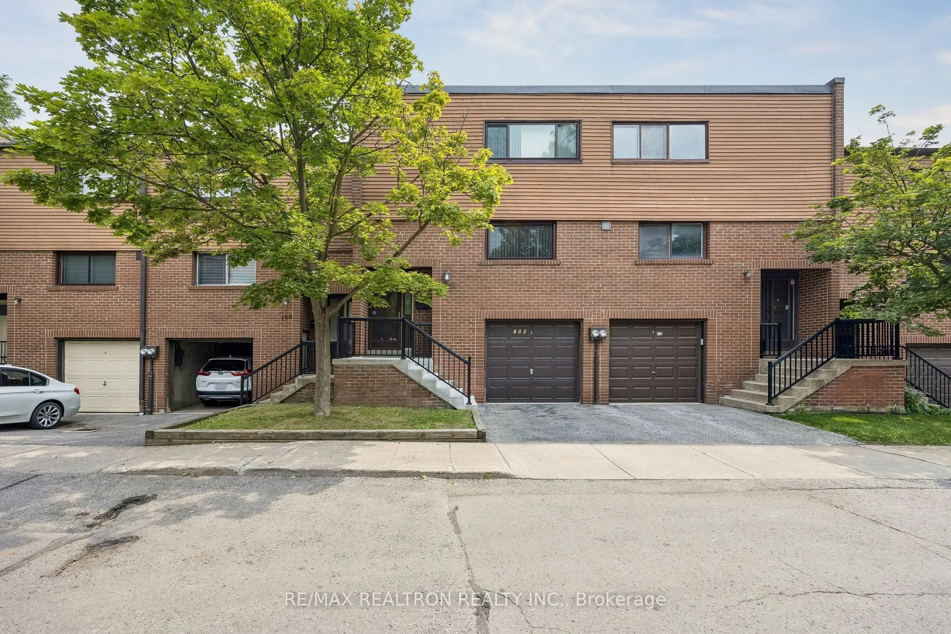 Property For Sale | C13692958