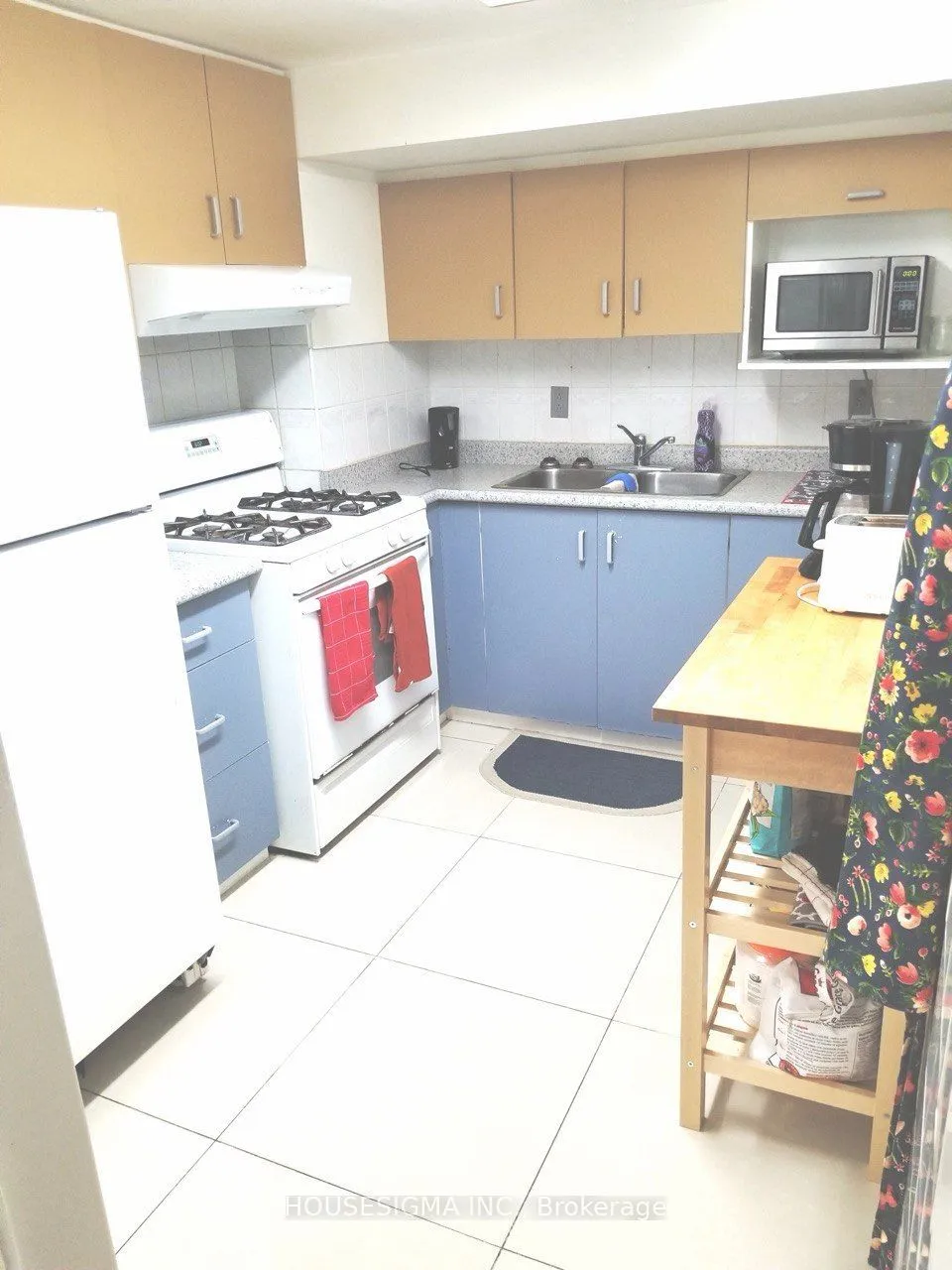 Semi-Detached Home For Lease | C13693236