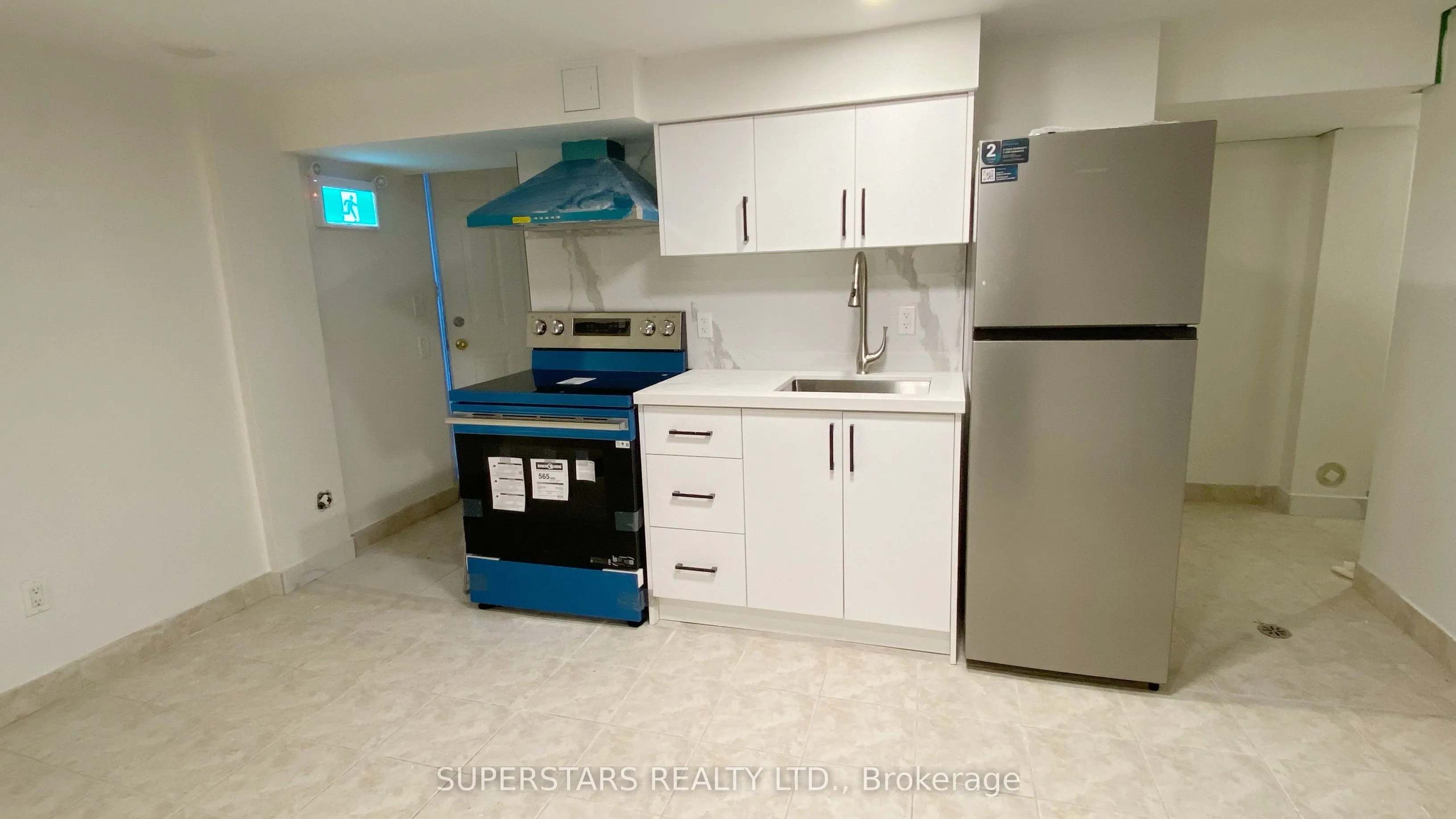 Multiplex For Lease | C13694488