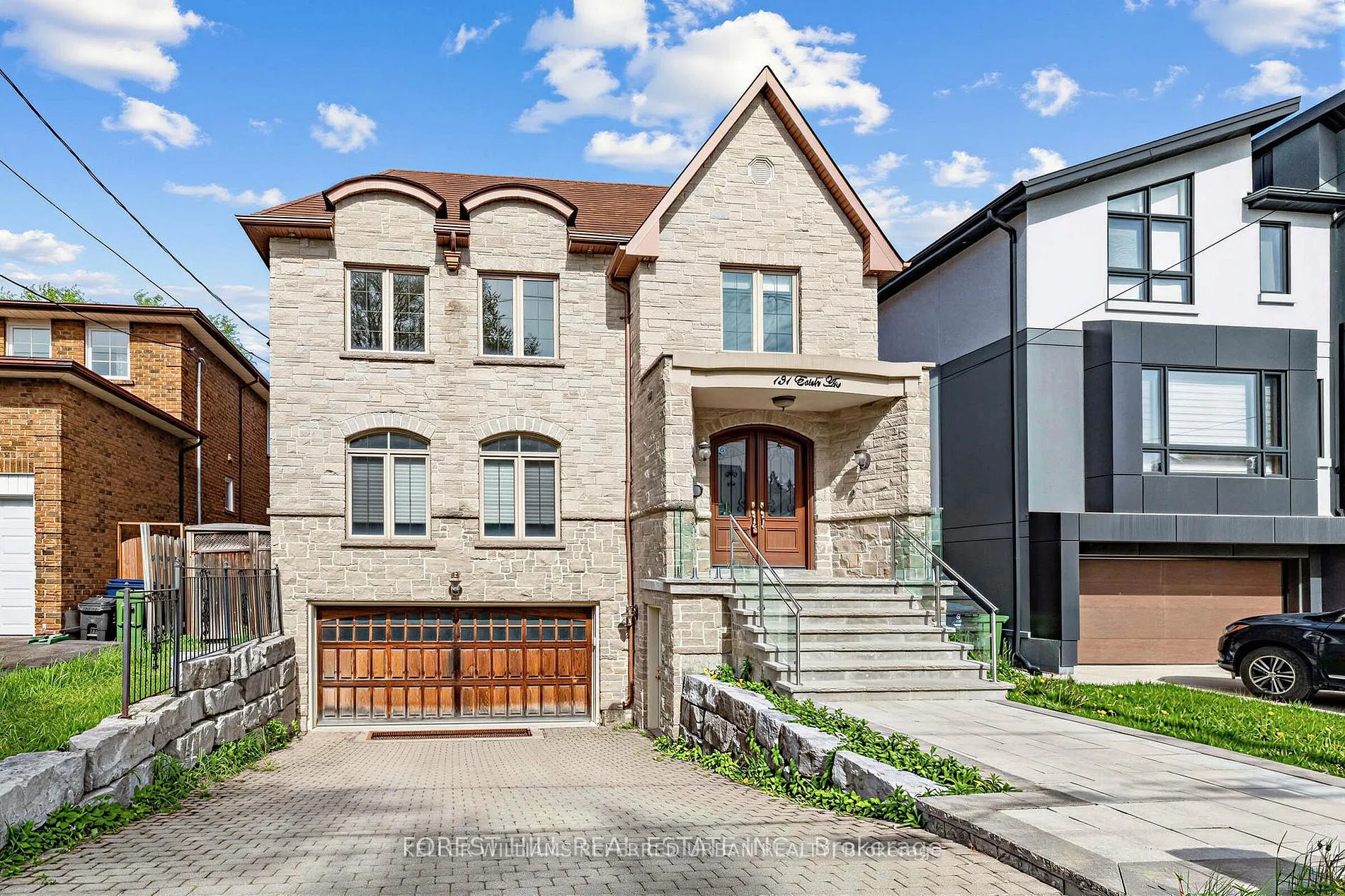 Detached Home For Sale | C13696266