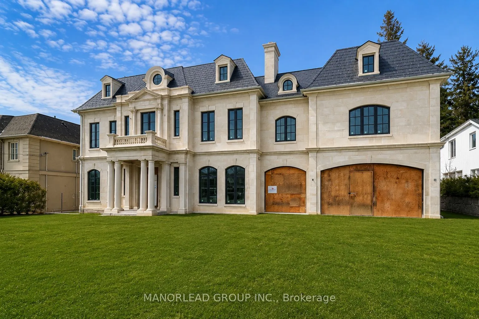 Detached Home For Sale | C13696600